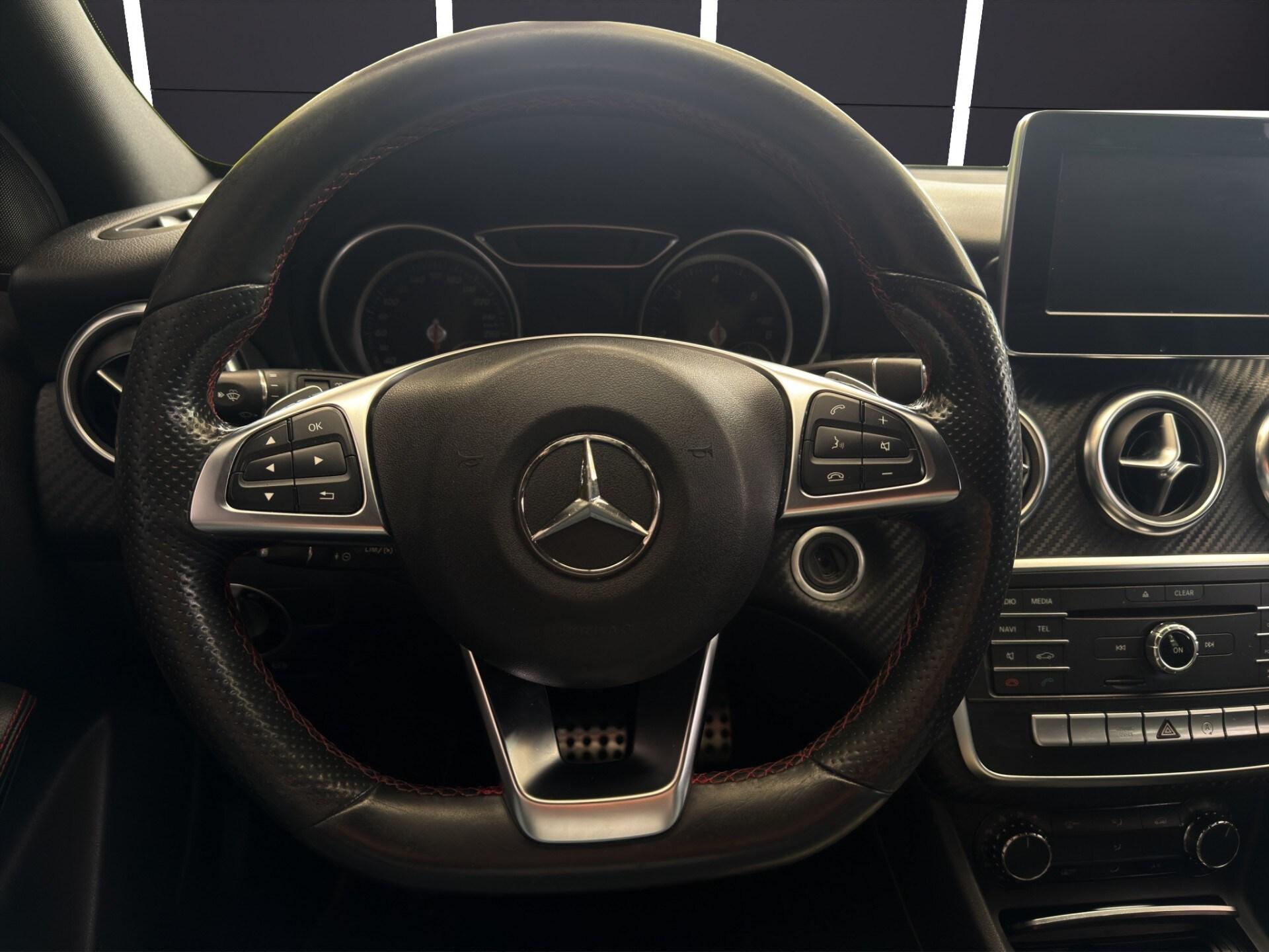 MERCEDES A 180 d Automatic Premium