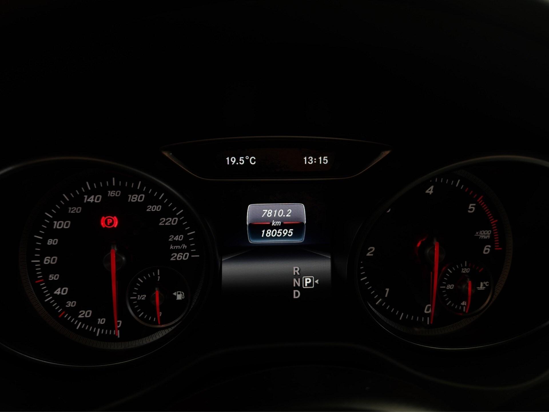 MERCEDES A 180 d Automatic Premium