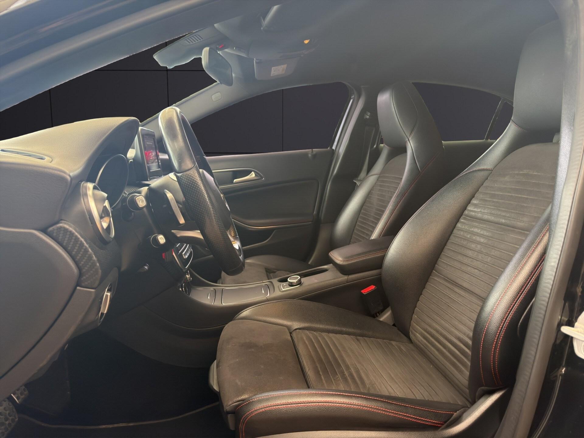 MERCEDES A 180 d Automatic Premium