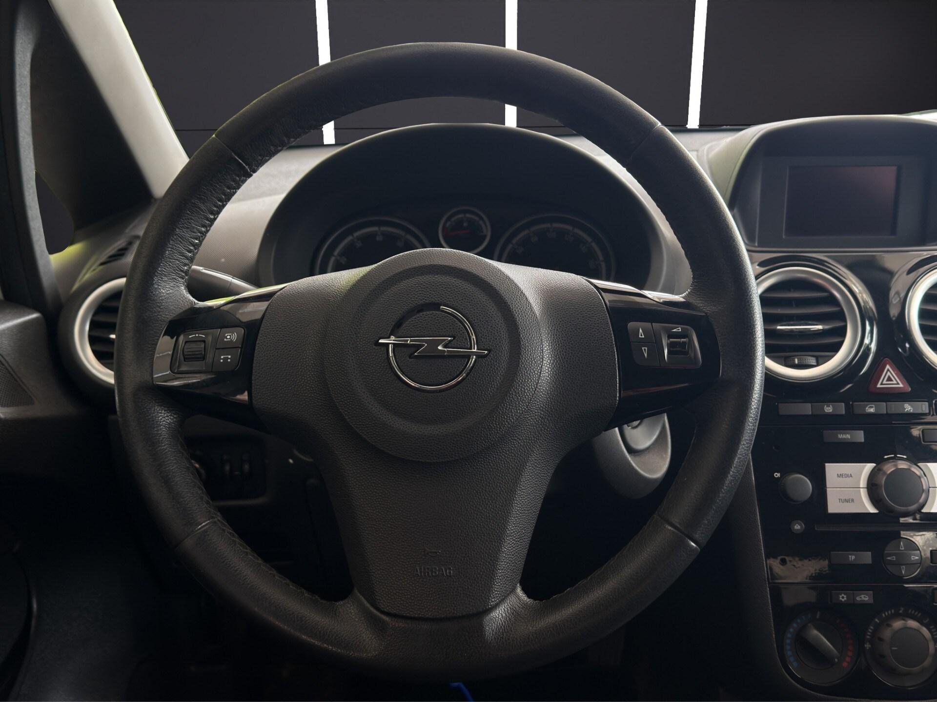 OPEL Corsa 1.2 85CV 5 porte GPL-TECH Edition