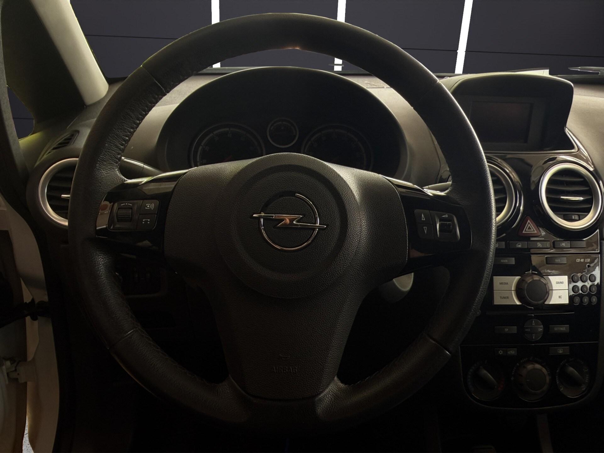 OPEL Corsa 1.2 85CV 5 porte GPL-TECH Edition