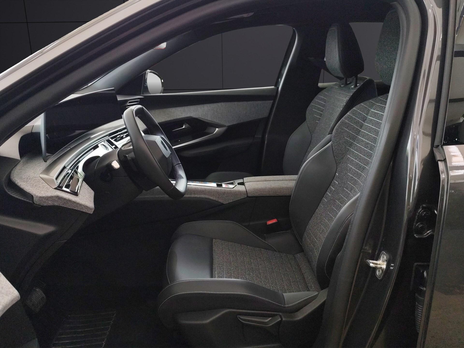 PEUGEOT 3008 Hybrid 145 e-DCS6 Allure