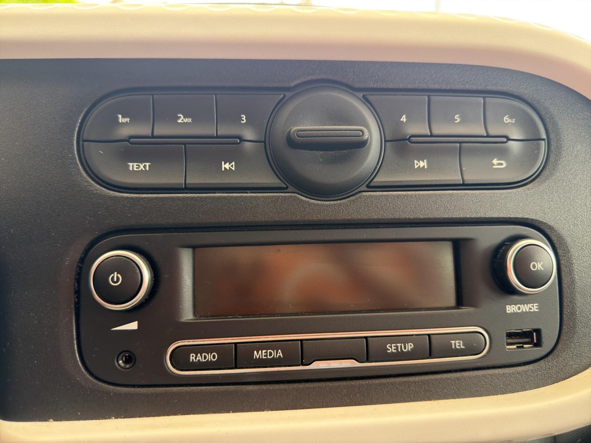 RENAULT Twingo 1.0 SCe Live