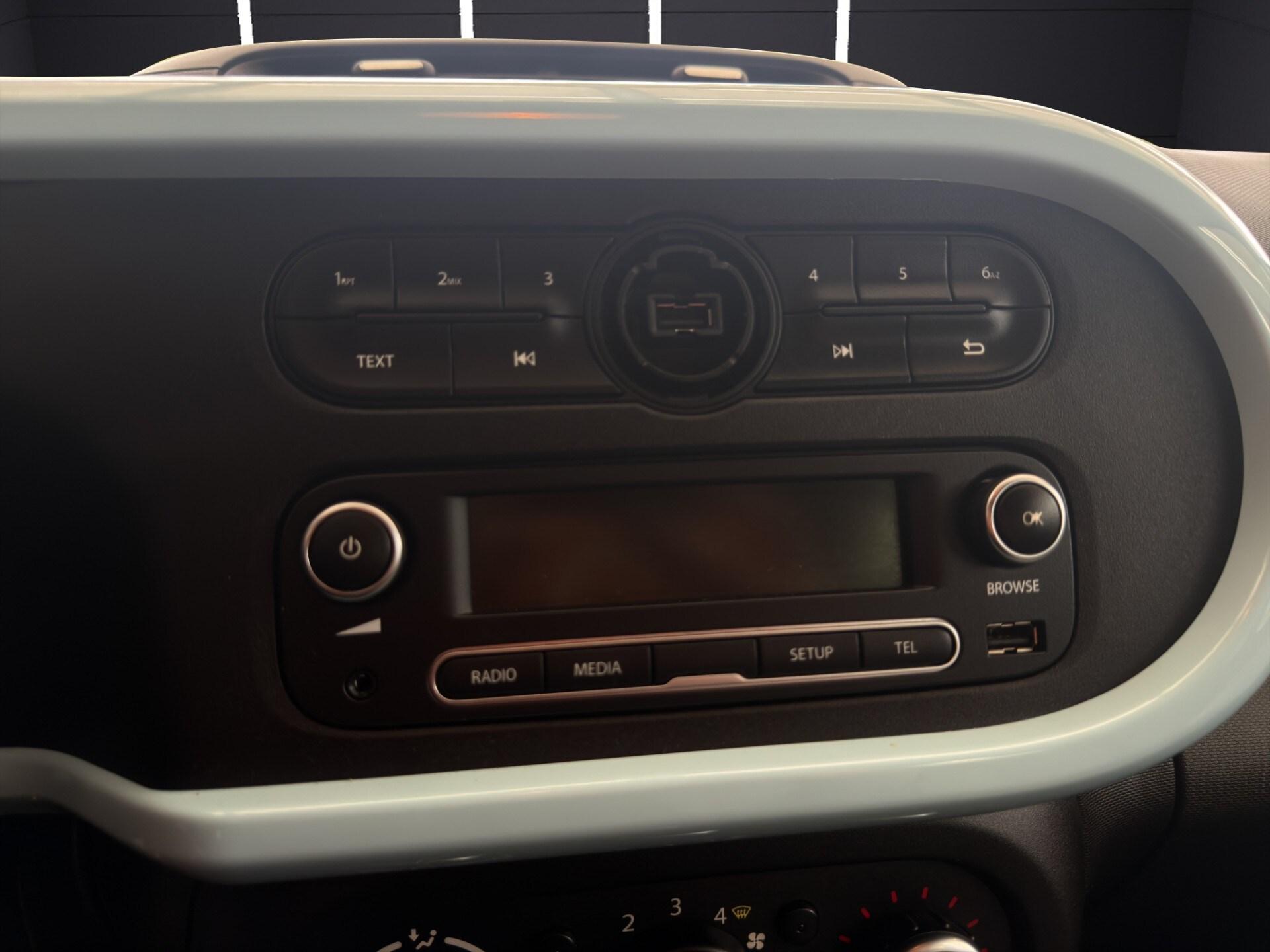 RENAULT Twingo 1.0 SCe Live