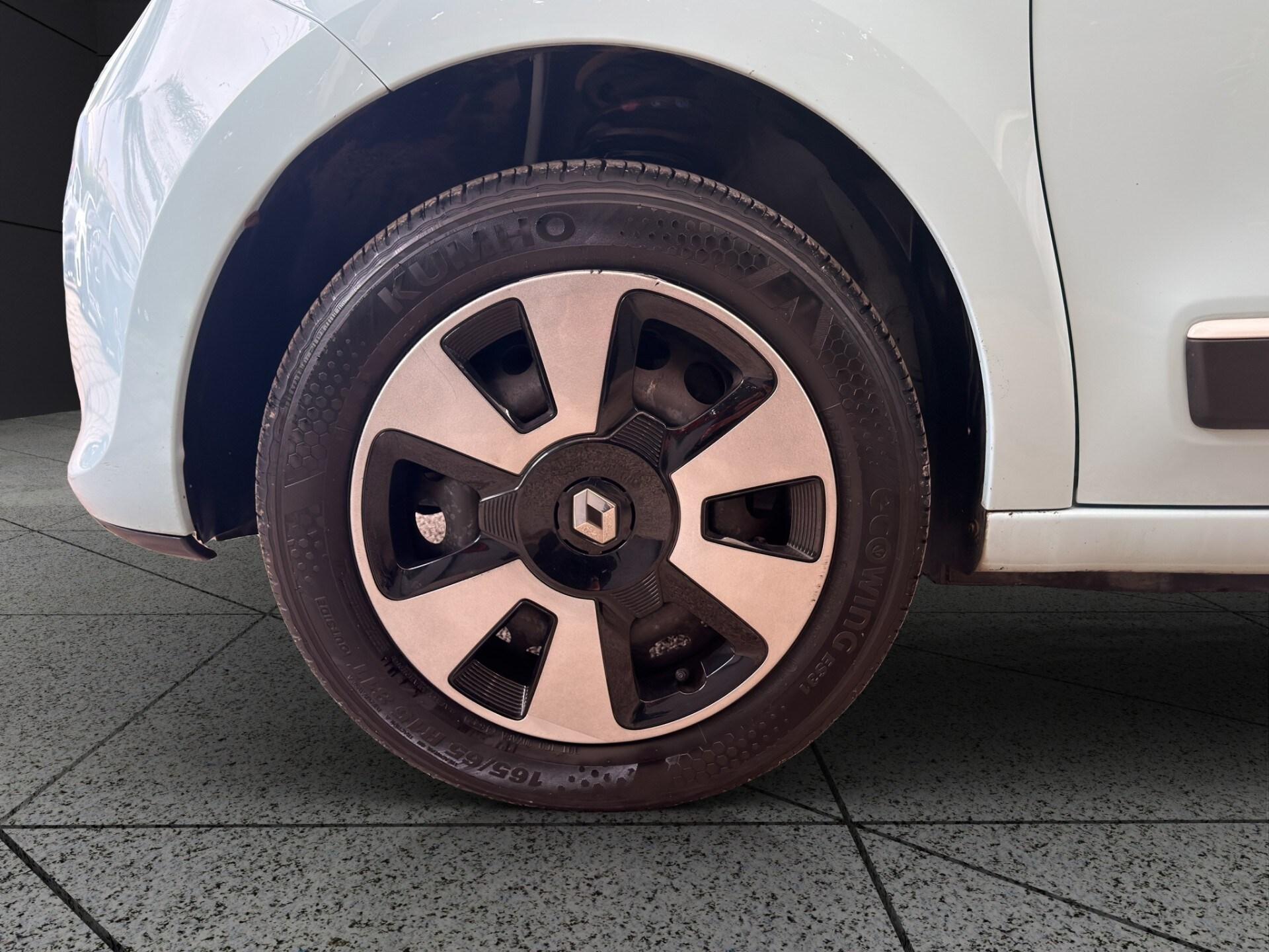 RENAULT Twingo 1.0 SCe Live