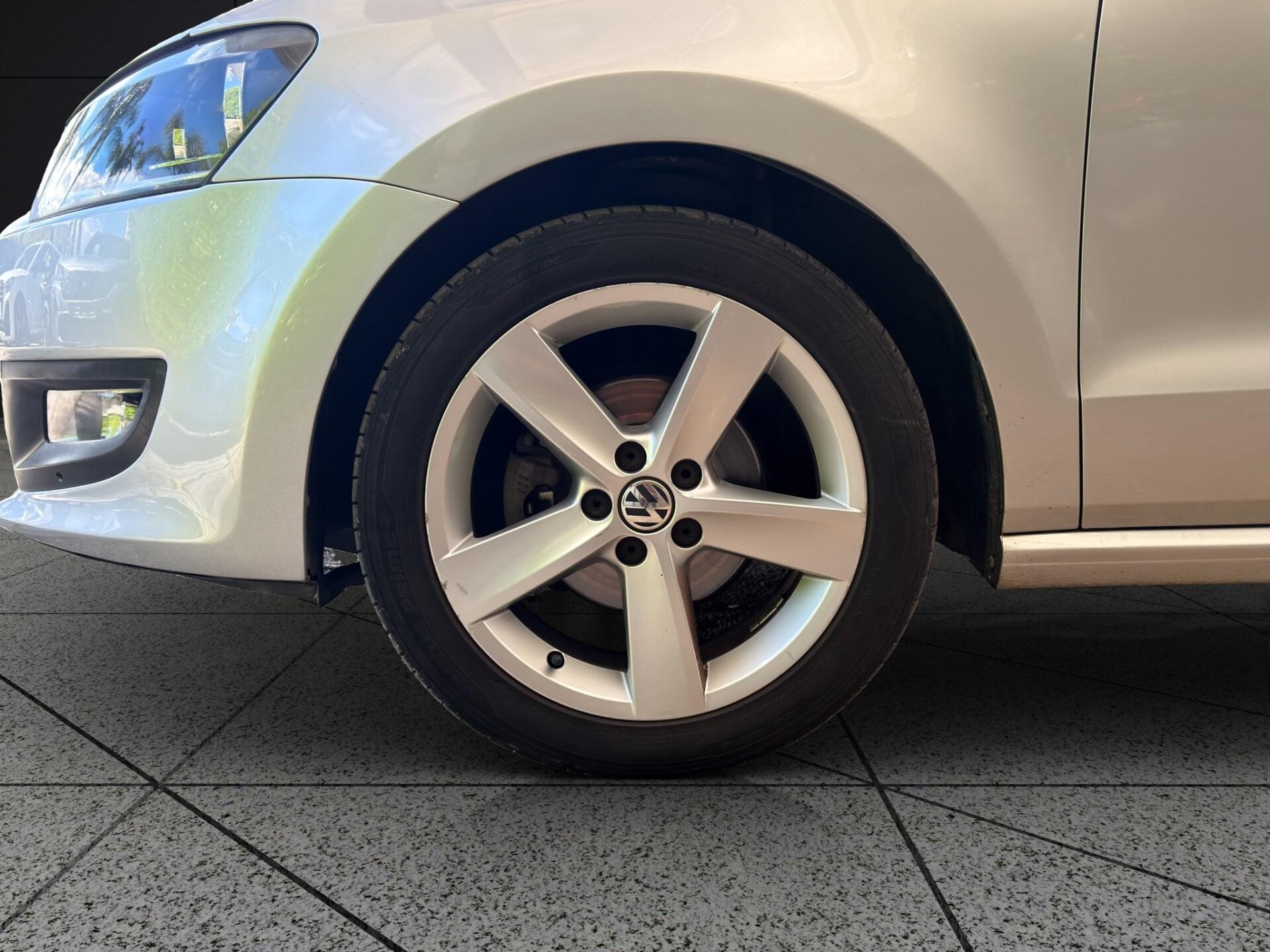 VOLKSWAGEN Polo 1.6 5 porte Highline BiFuel