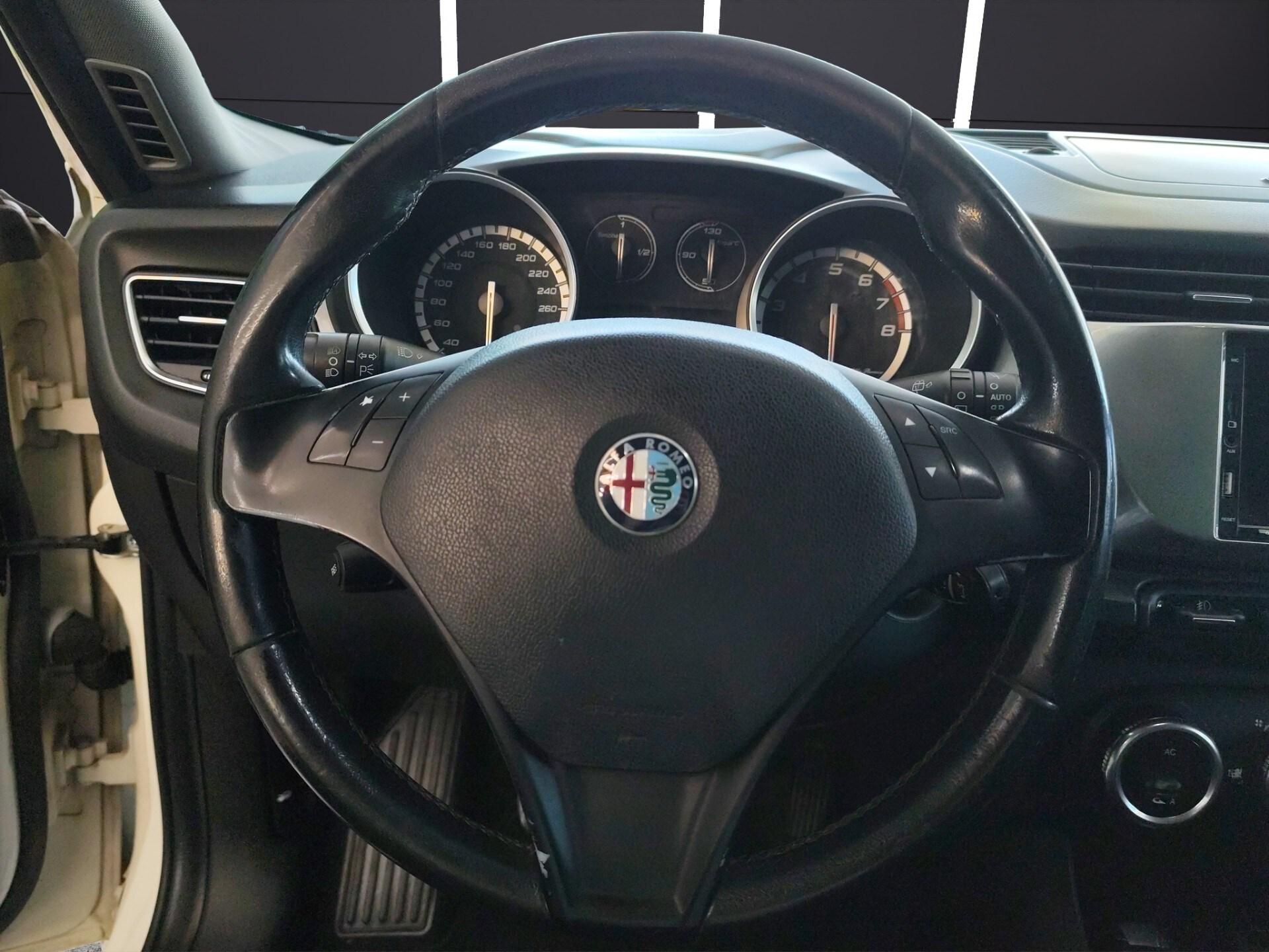 ALFA ROMEO Giulietta 1.4 Turbo 120 CV GPL Distinctive