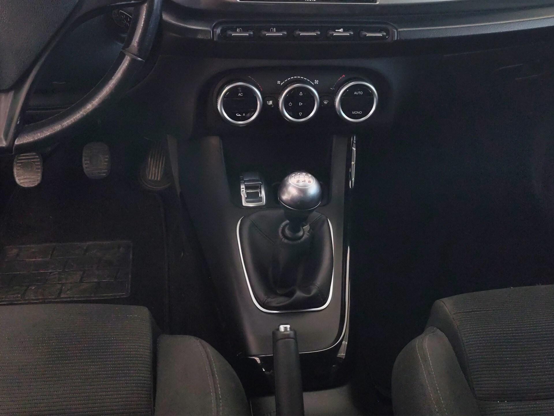 ALFA ROMEO Giulietta 1.4 Turbo 120 CV GPL Distinctive