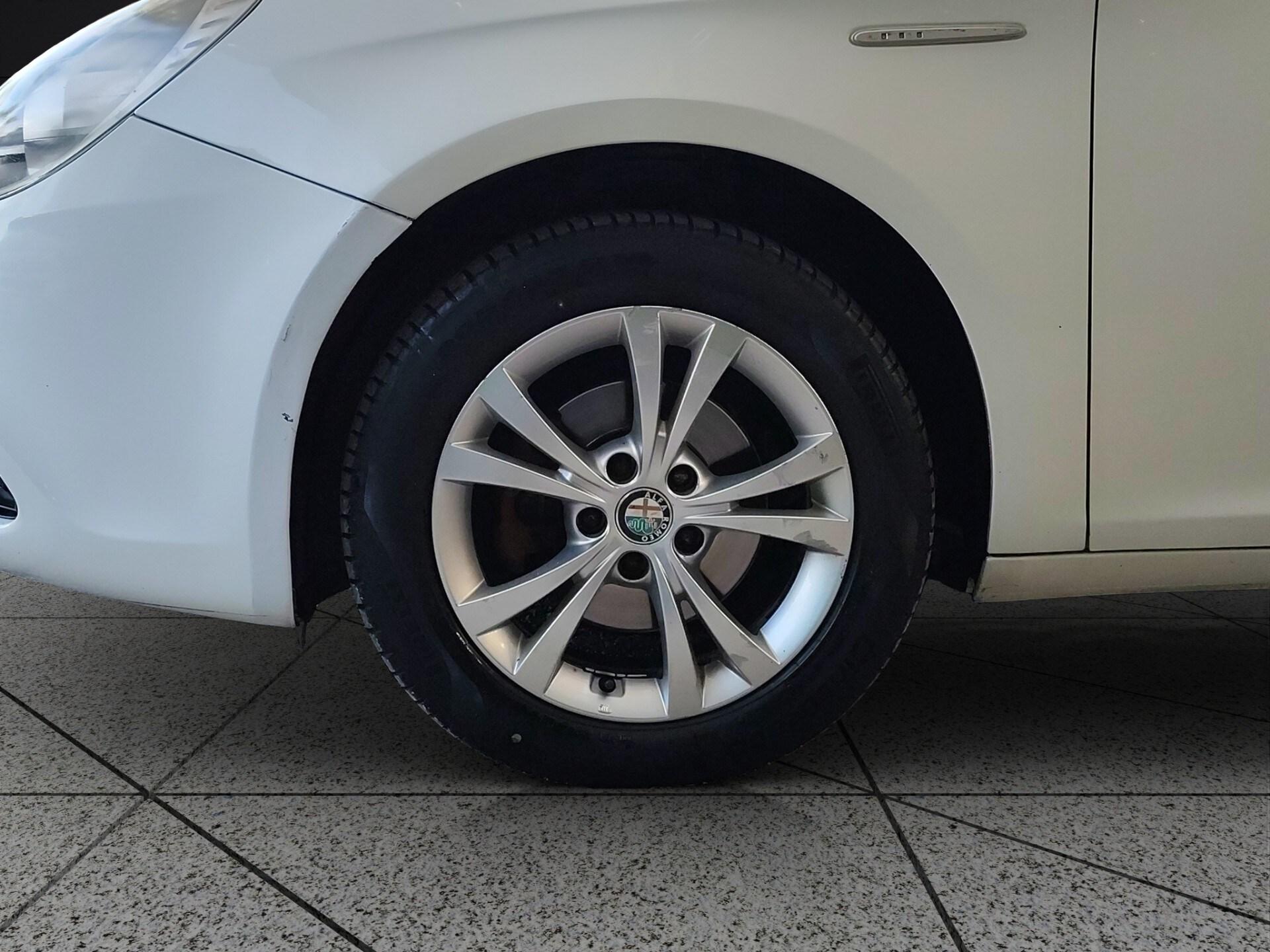 ALFA ROMEO Giulietta 1.4 Turbo 120 CV GPL Distinctive