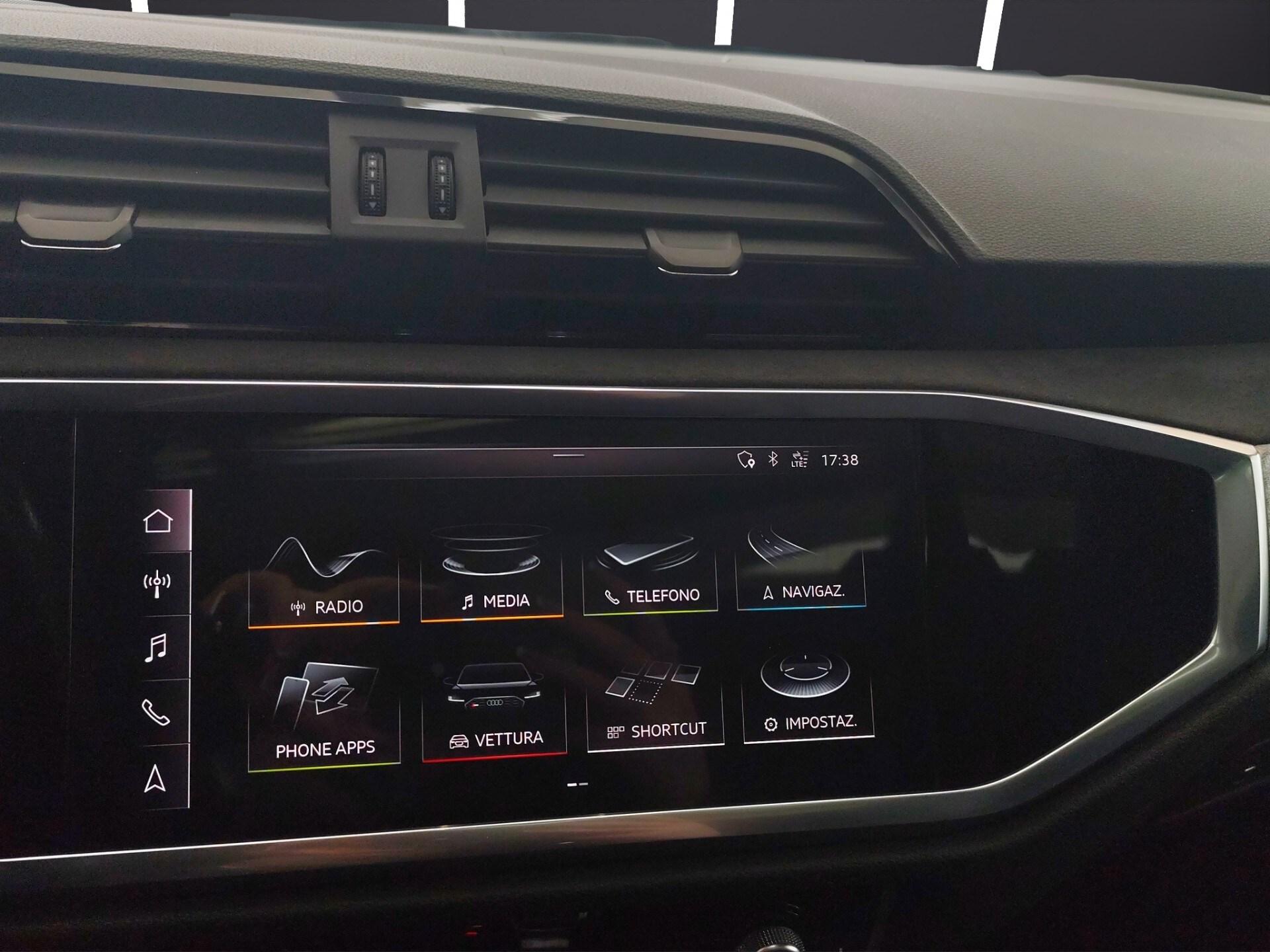 AUDI RS Q3 SPB quattro S tronic