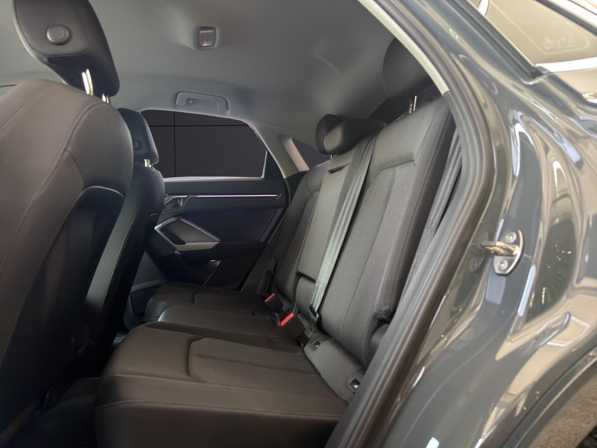 AUDI Q3 SPB 35 TDI S tronic S line edition