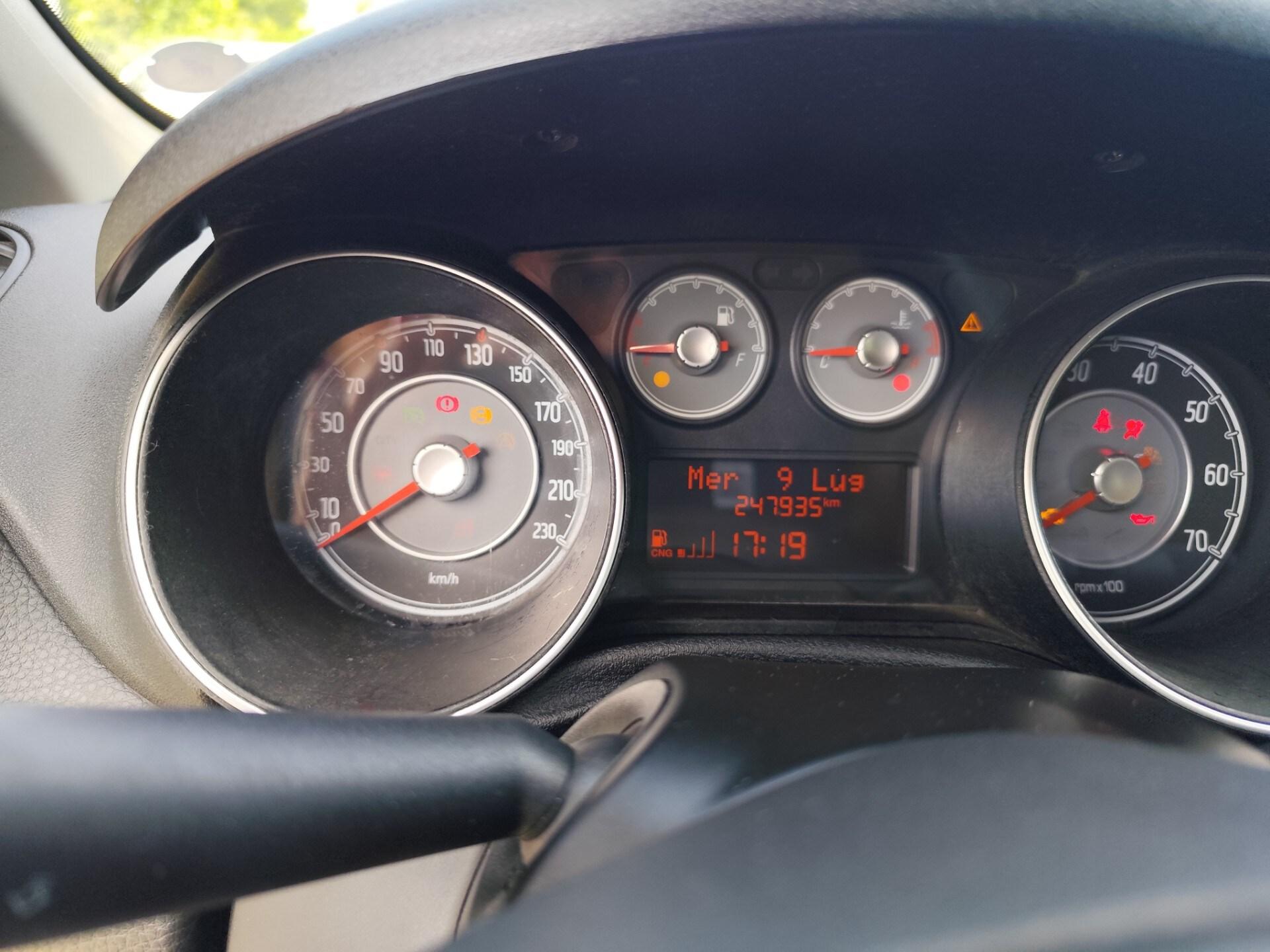 FIAT Punto Evo 1.4 5 porte Active Natural Power