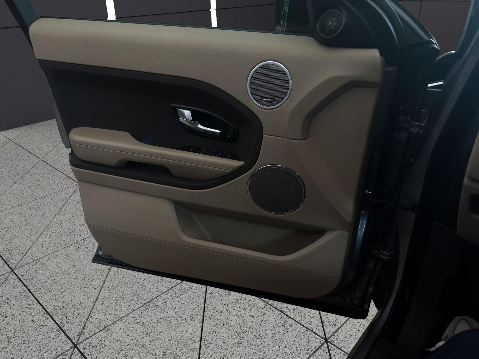 LAND ROVER Range Rover Evoque 2.2 TD4 5p. Pure Tech Pack