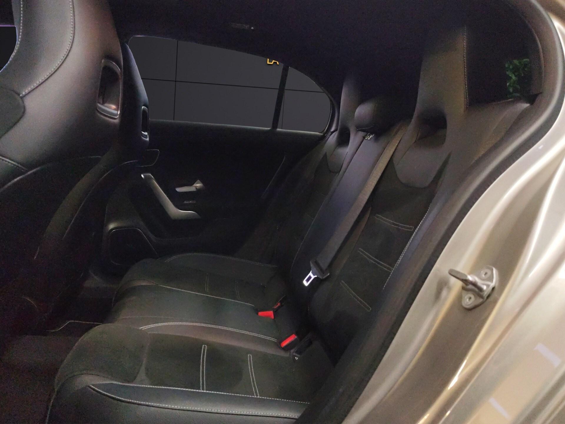 MERCEDES A 200 d Automatic Executive