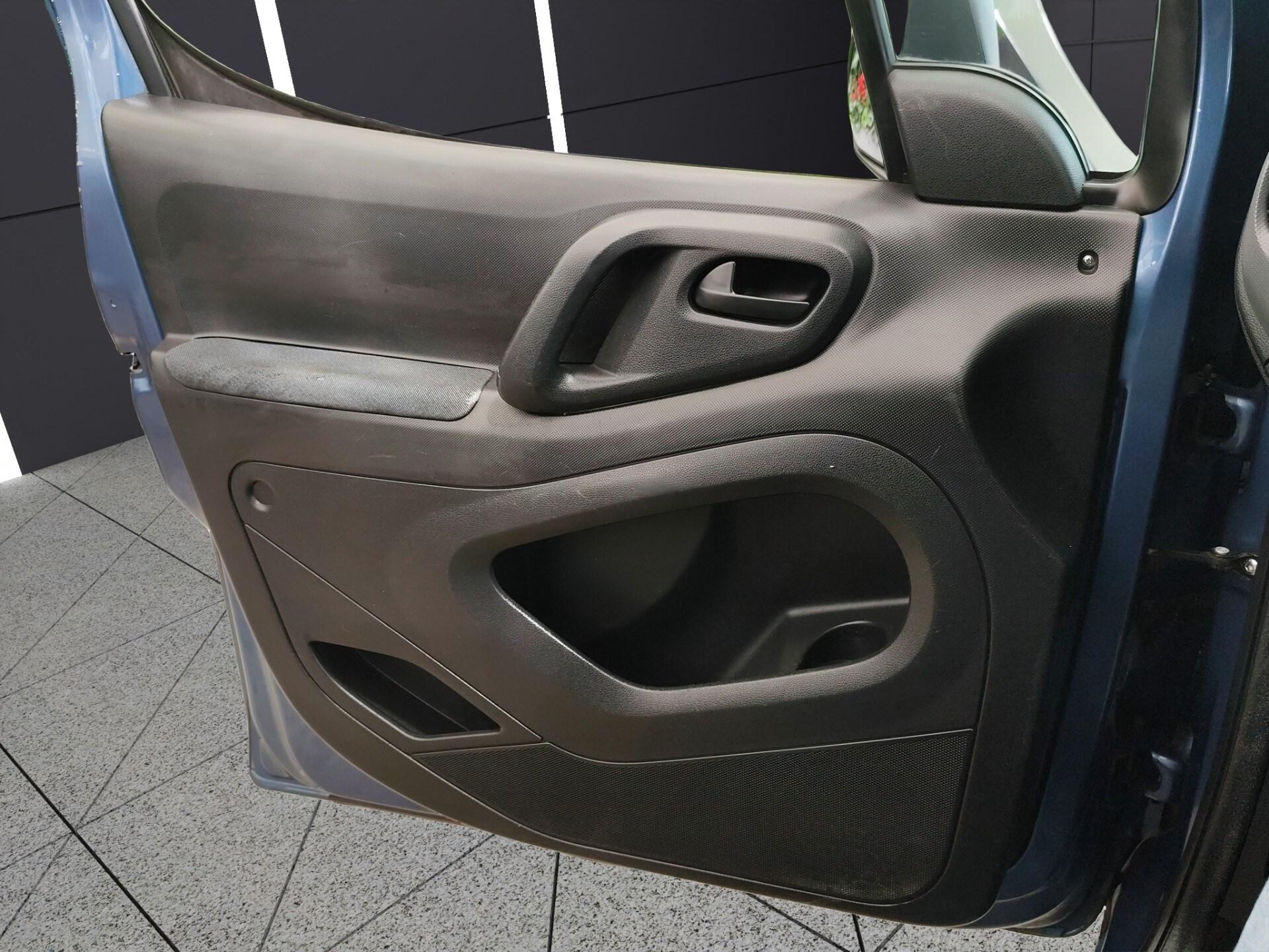 PEUGEOT Partner 1.6 HDi 90CV L1 3 posti Furgone Affaire