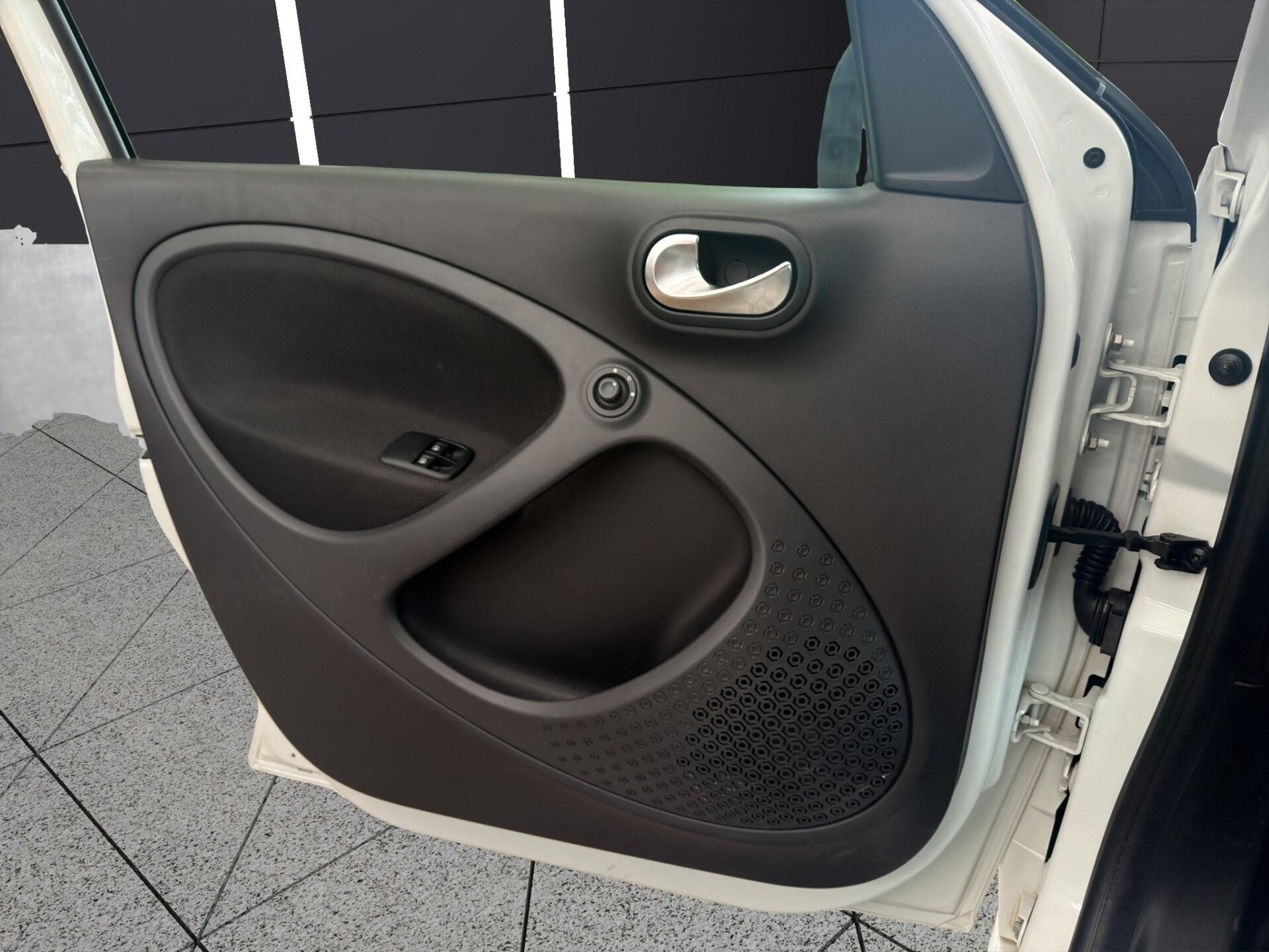 SMART forfour 70 1.0 twinamic Passion