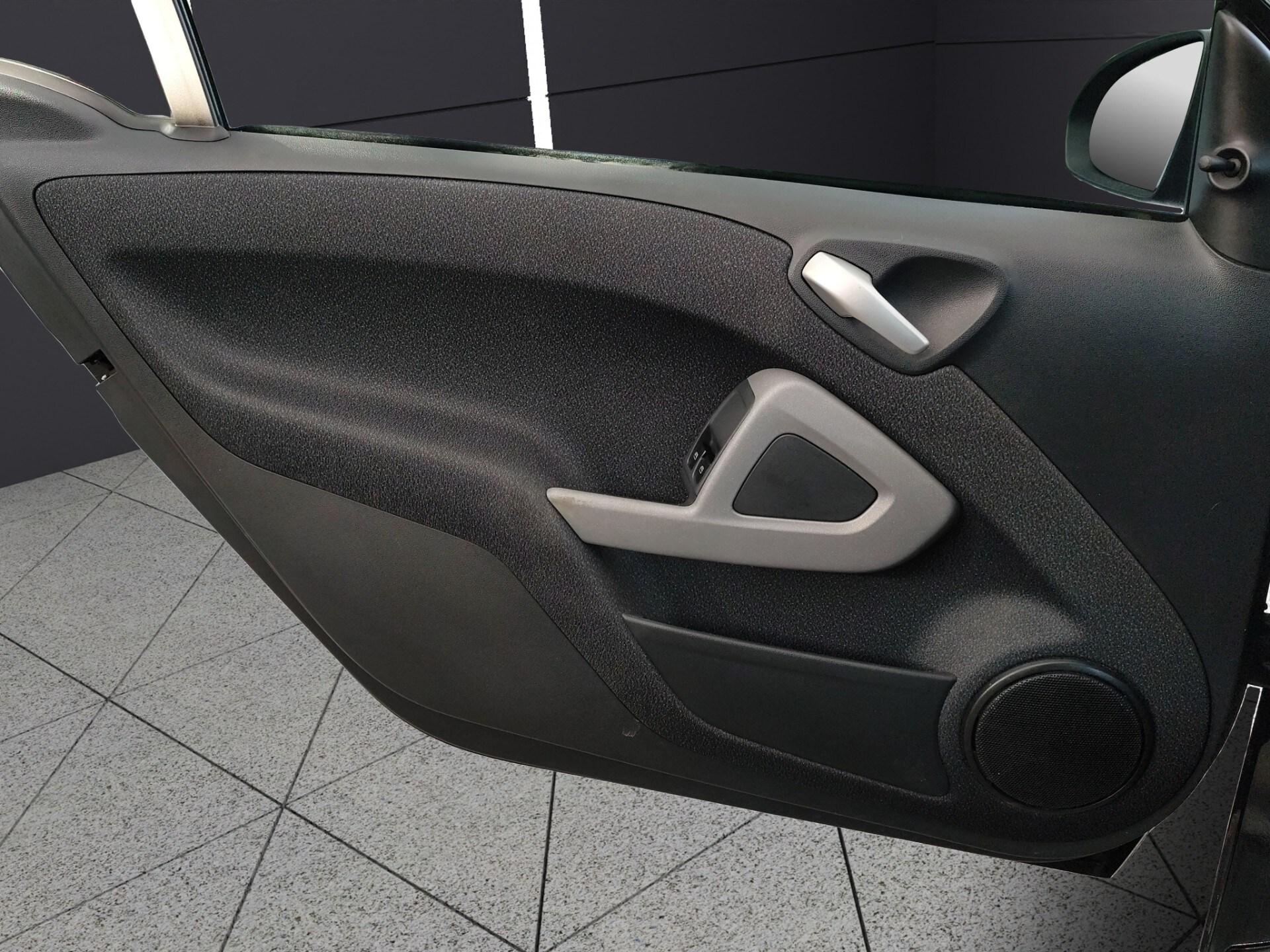 SMART fortwo 1000 52 kW coupé pulse