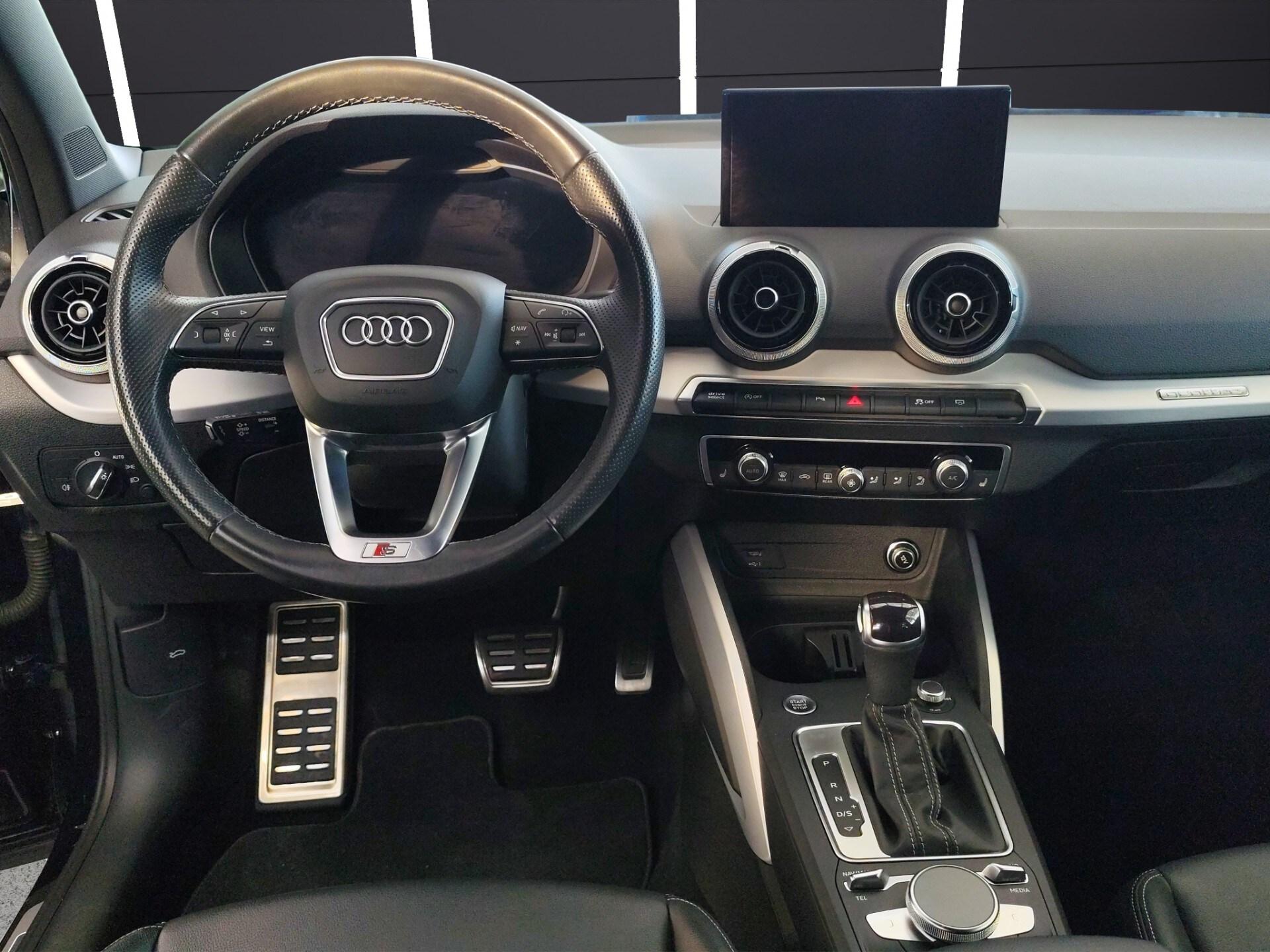 AUDI Q2 35 TDI quattro S tronic S line Edition