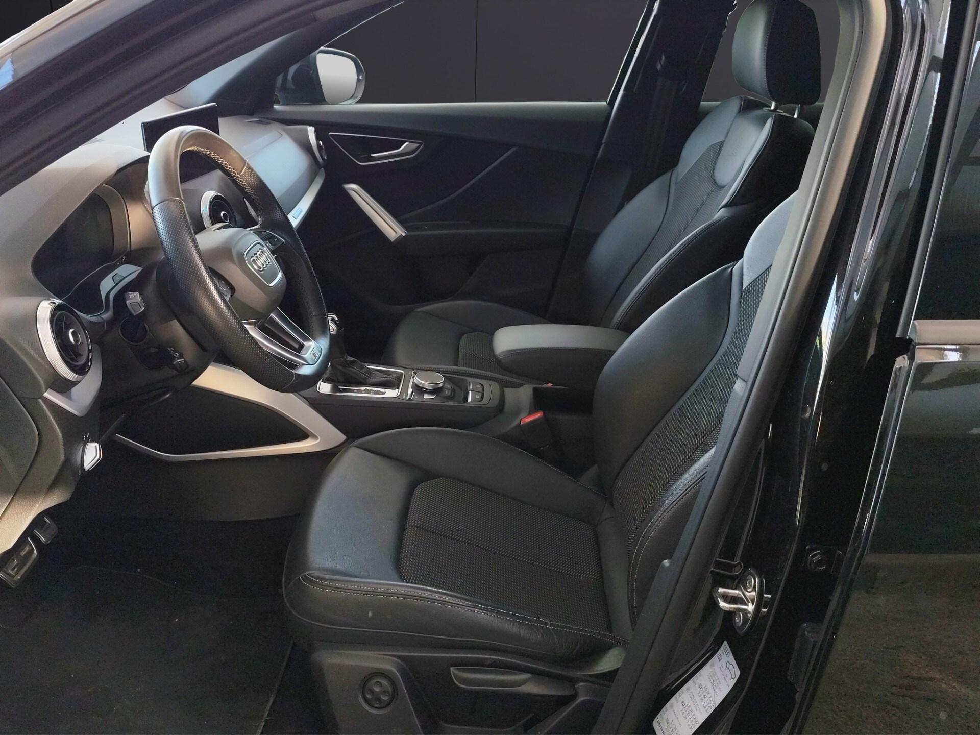 AUDI Q2 35 TDI quattro S tronic S line Edition