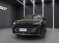 AUDI Q3 35 TDI quattro S tronic Identity Black