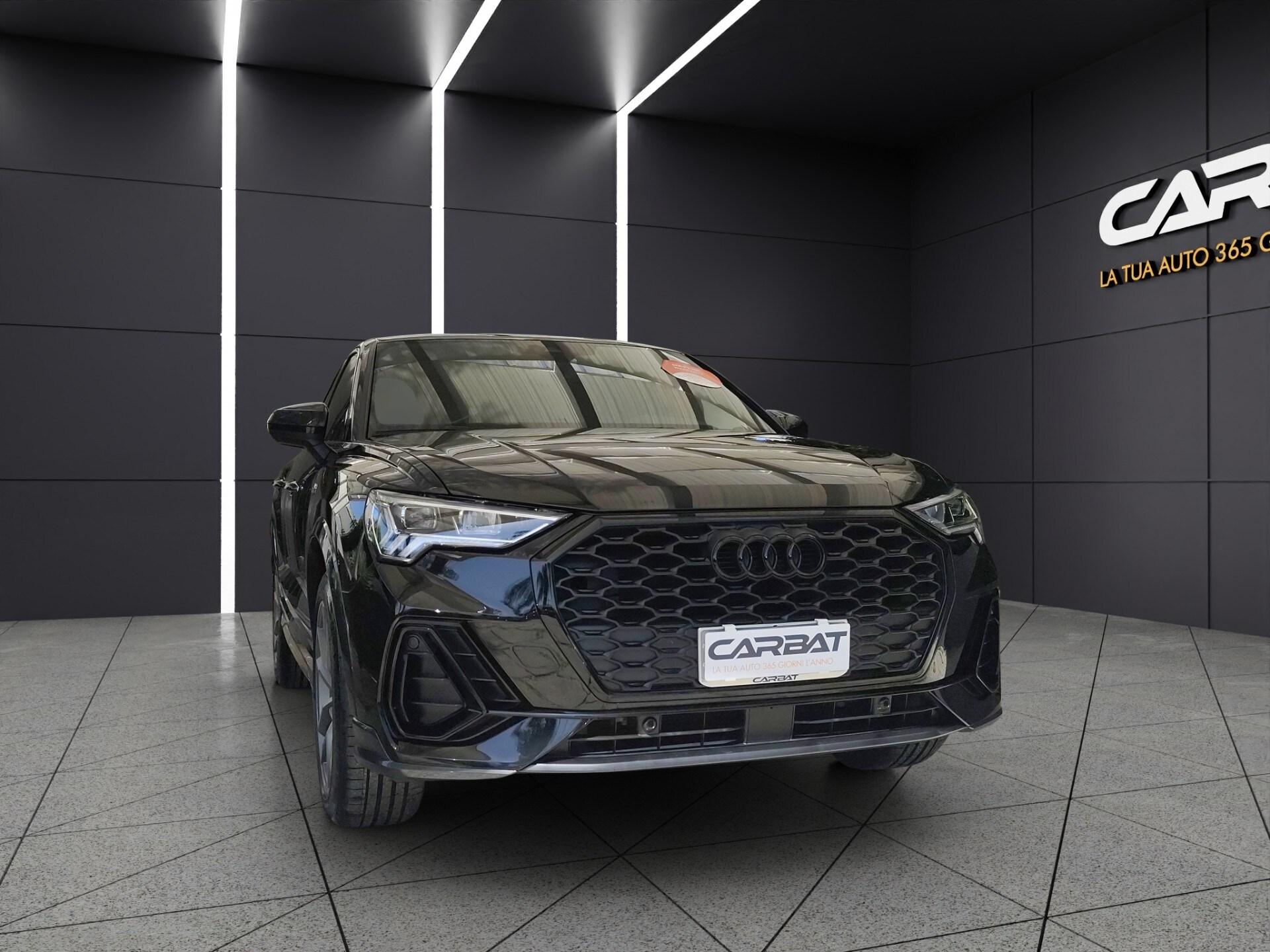 AUDI Q3 35 TDI quattro S tronic Identity Black