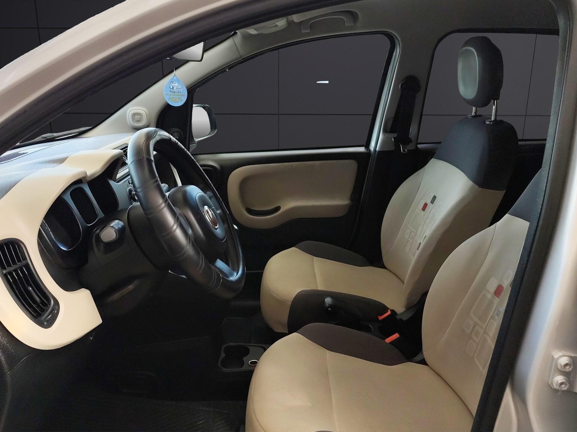 FIAT Panda 0.9 TwinAir Turbo Natural Power Lounge