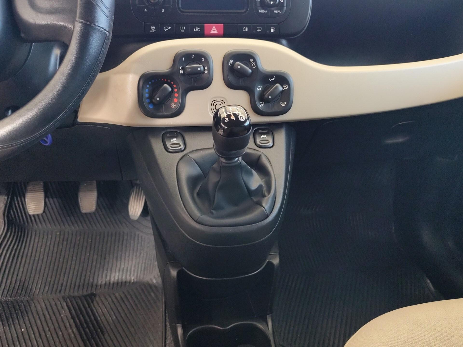 FIAT Panda 0.9 TwinAir Turbo Natural Power Lounge
