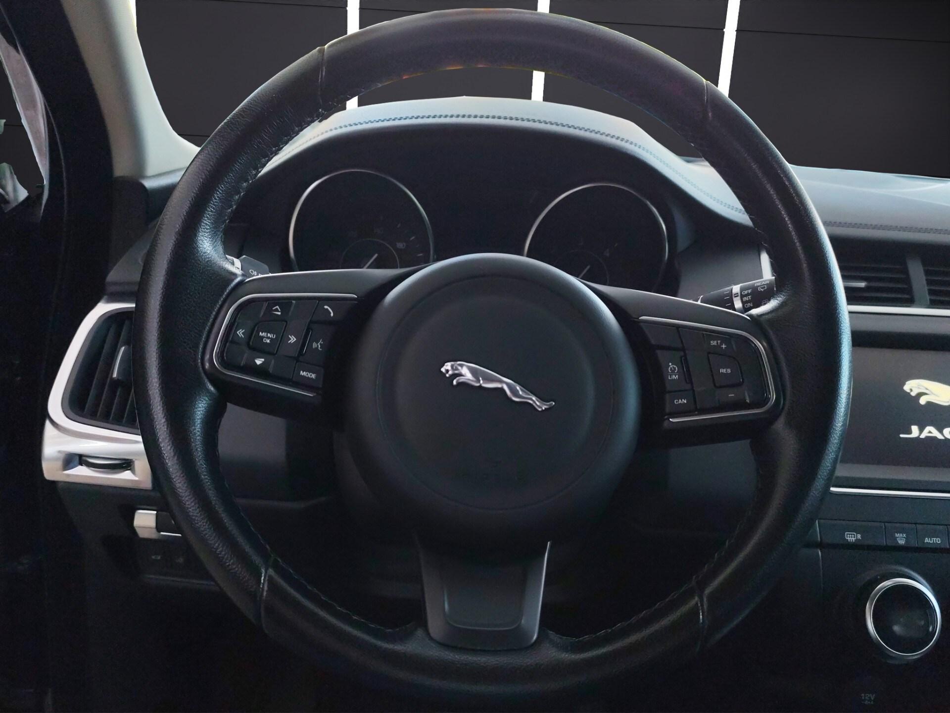 JAGUAR E-Pace 2.0D 180 CV AWD aut. R-Dynamic HSE