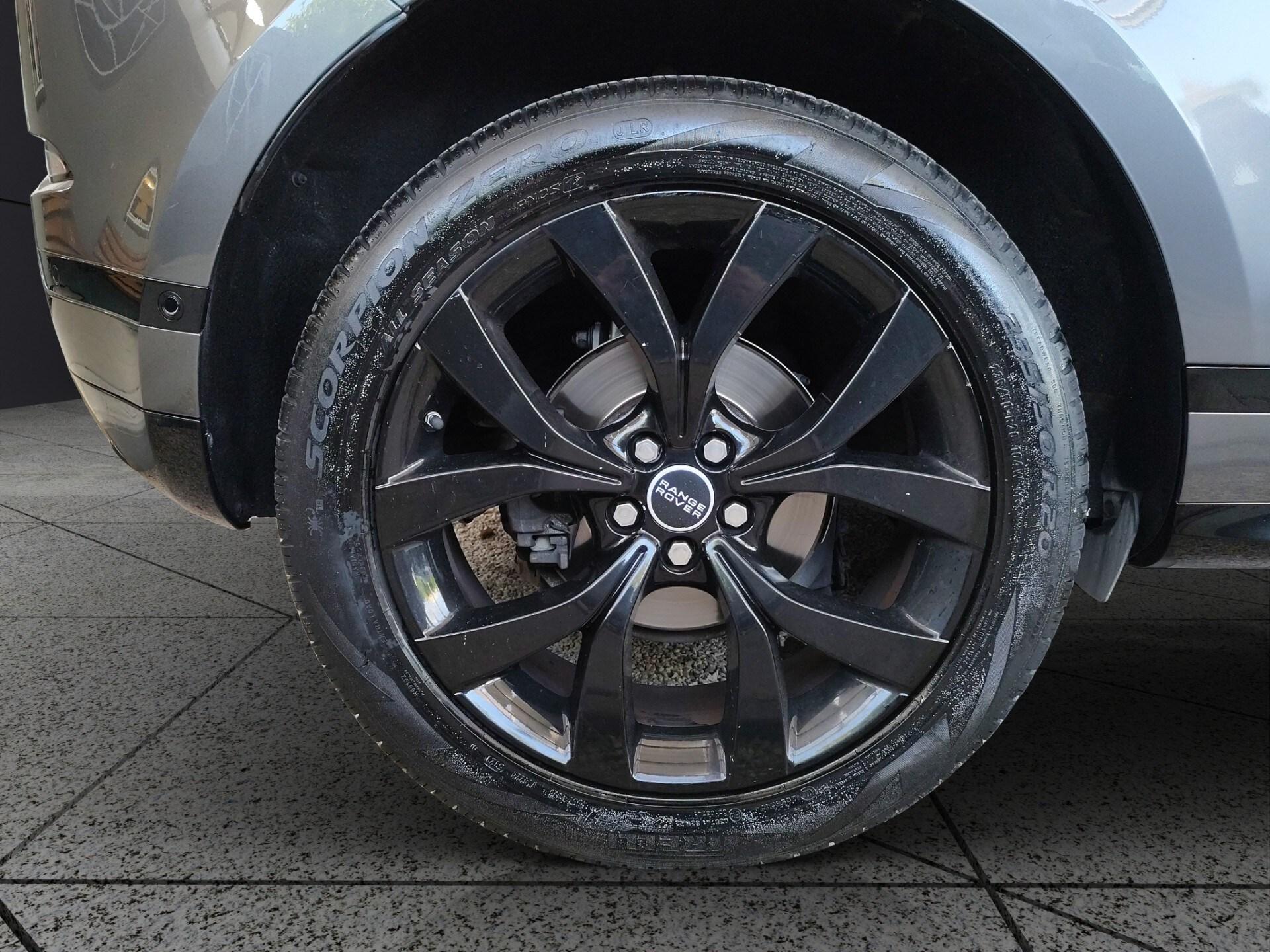LAND ROVER Range Rover Evoque 2.0D I4-L.Flw 150CV AWD Aut R-Dynamic HSE