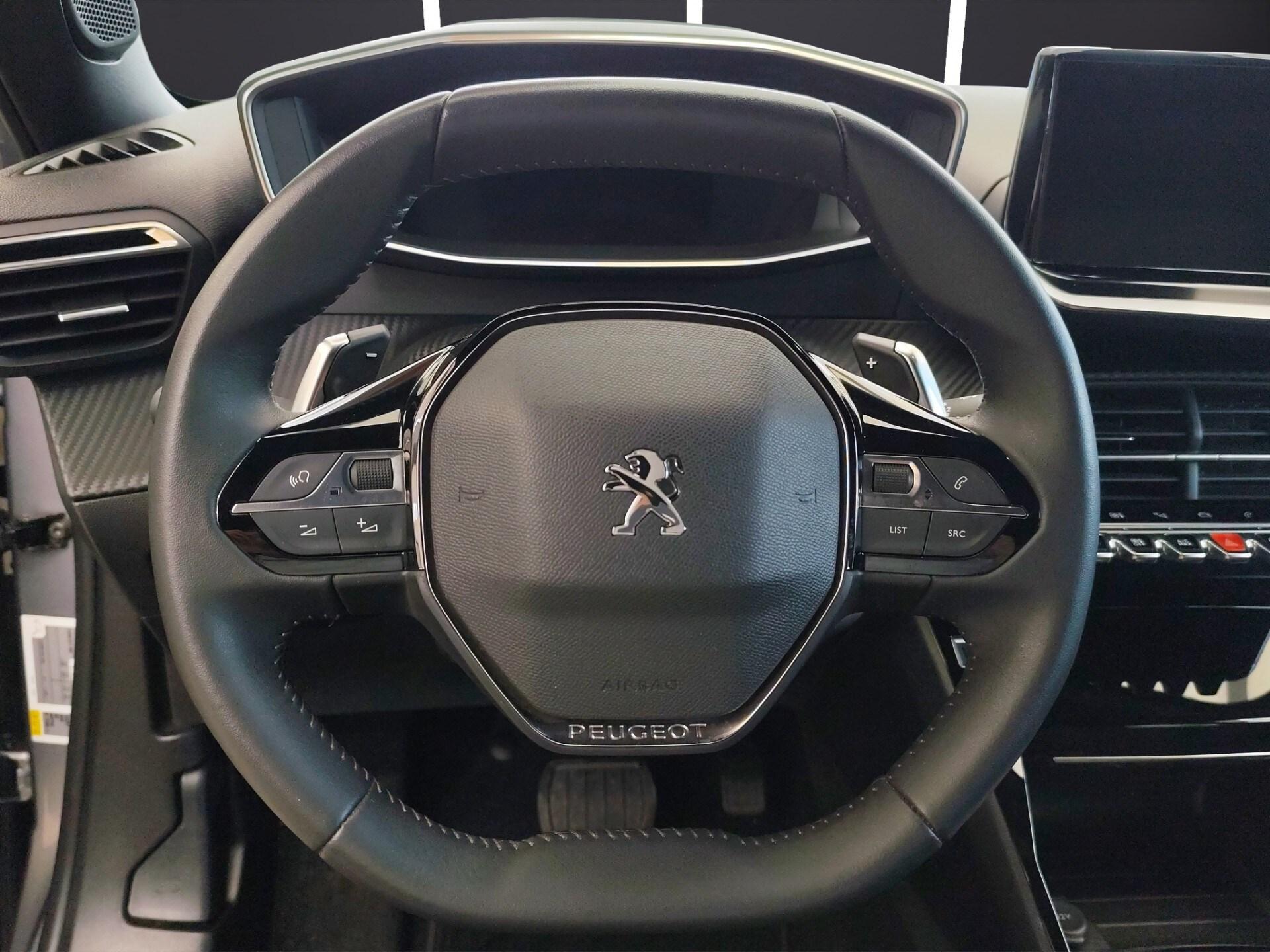 PEUGEOT 2008 BlueHDi 130 S&S EAT8 GT