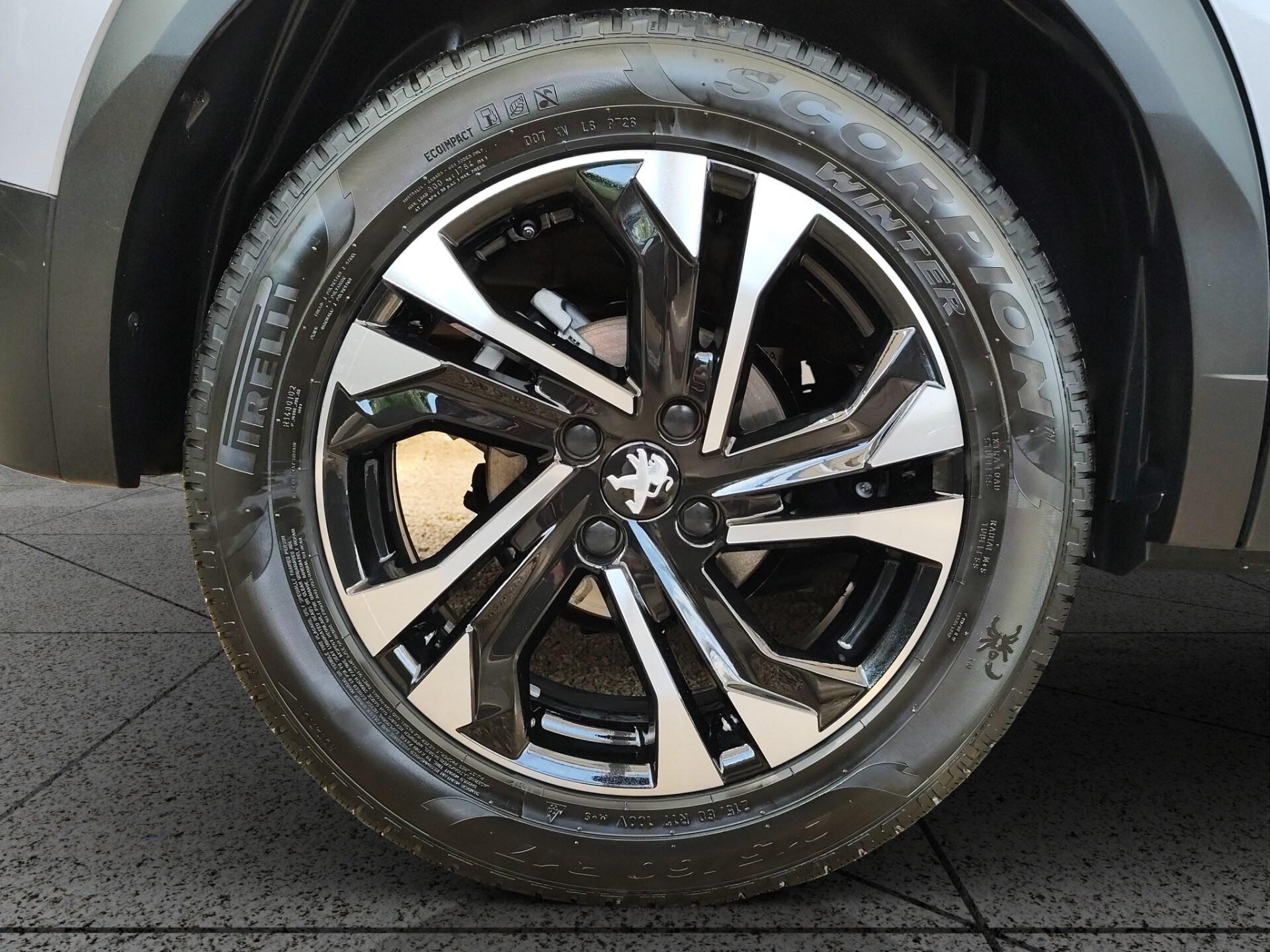 PEUGEOT 2008 BlueHDi 130 S&S EAT8 GT