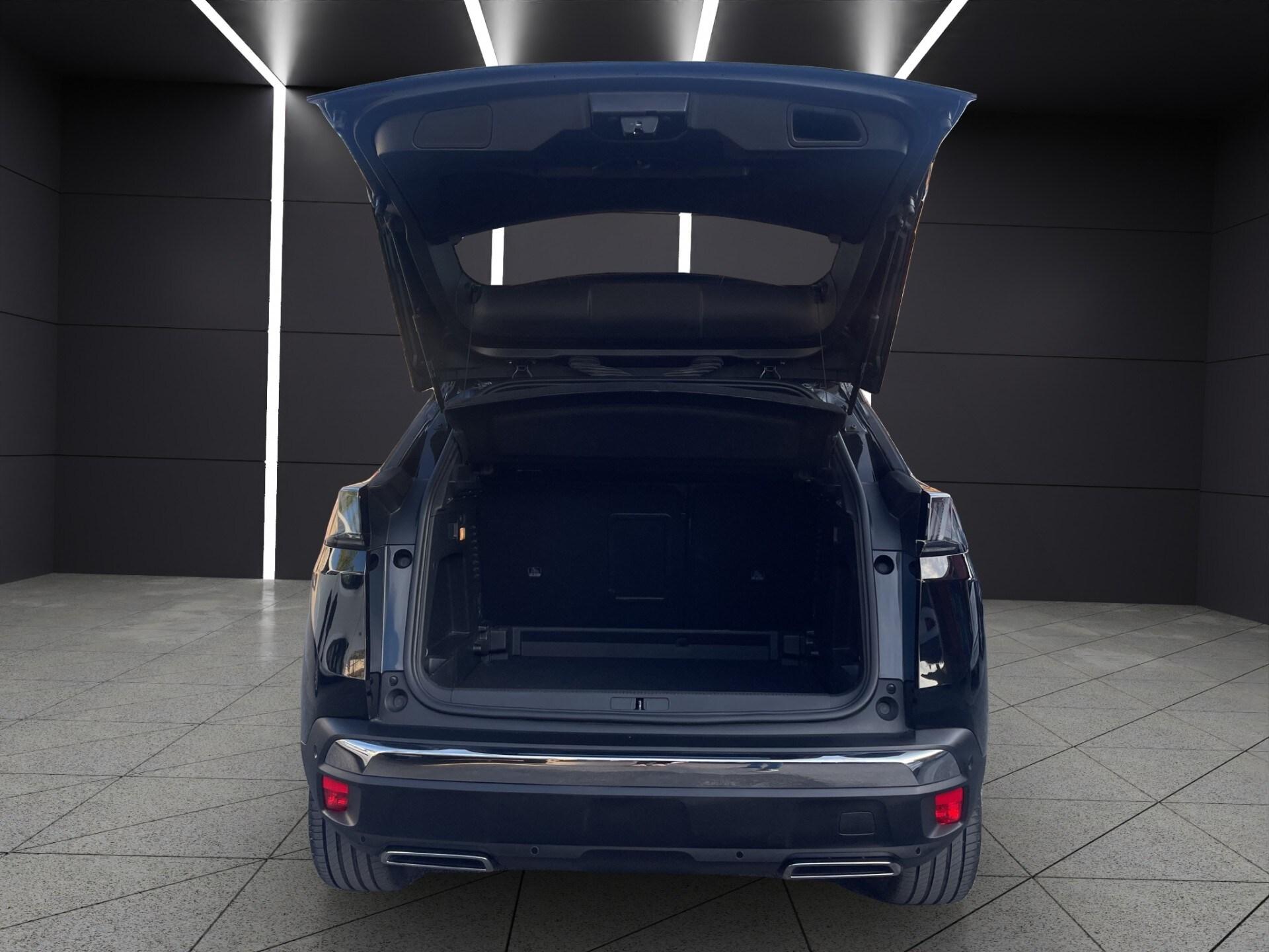 PEUGEOT 3008 BlueHDi 130 S&S EAT8 GT