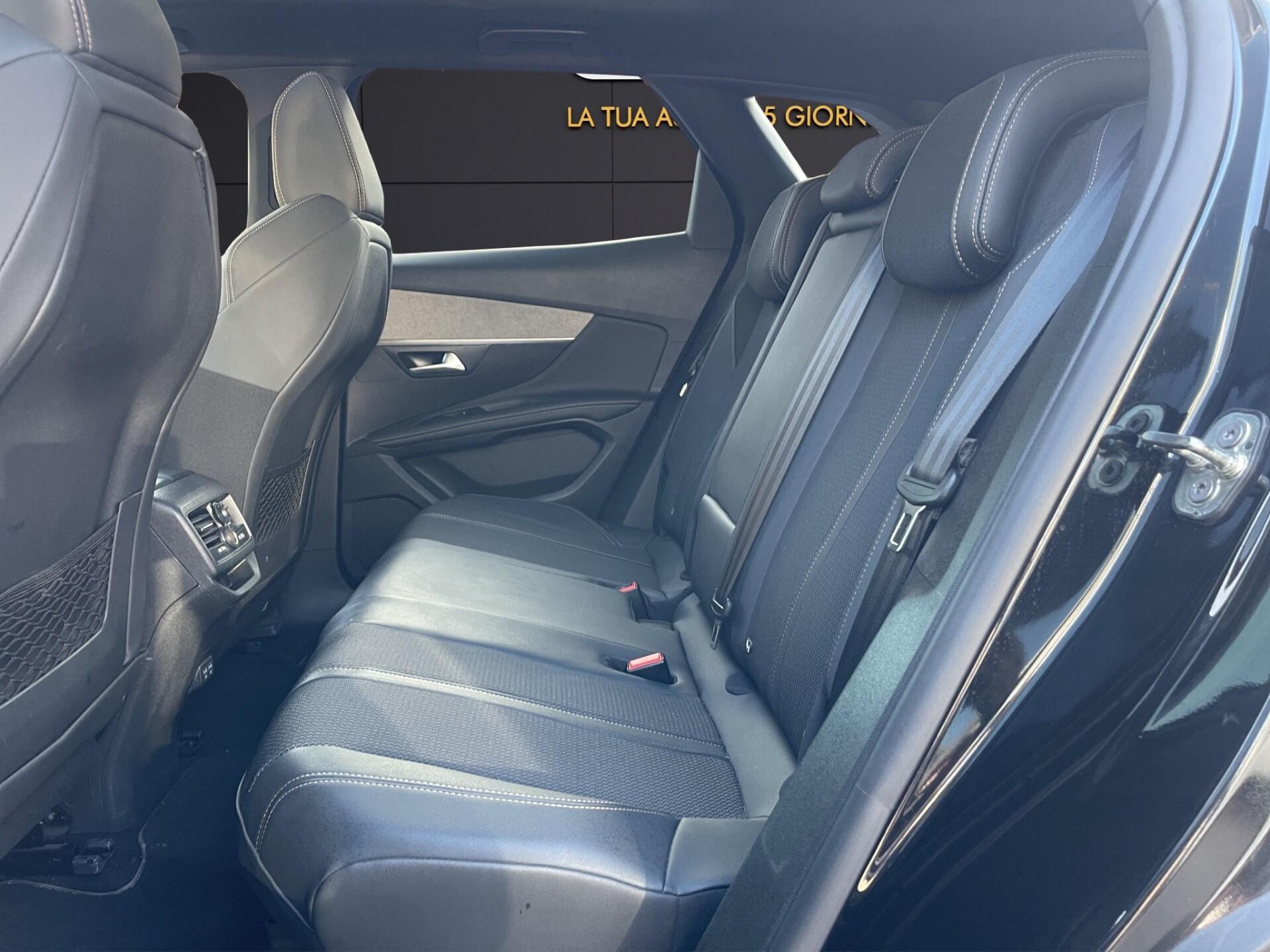 PEUGEOT 3008 BlueHDi 130 S&S EAT8 GT