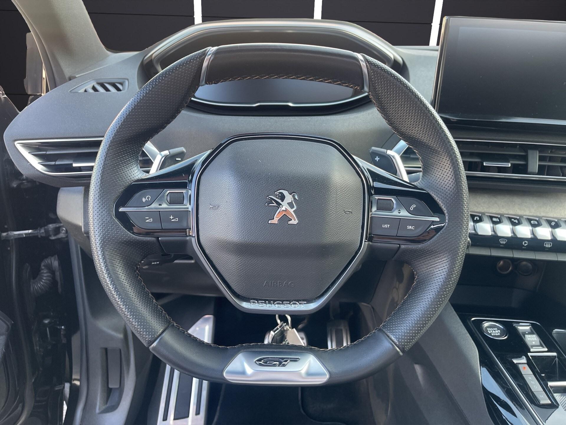 PEUGEOT 3008 BlueHDi 130 S&S EAT8 GT