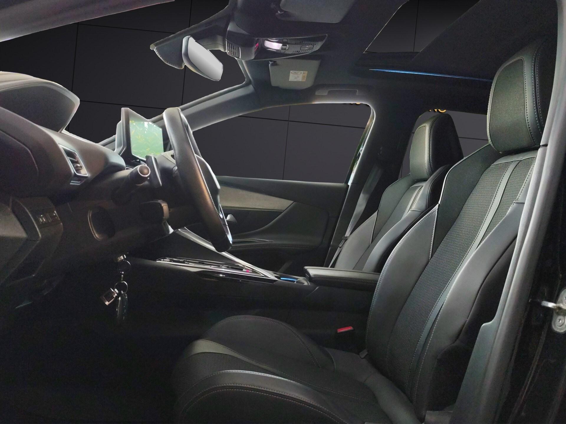 PEUGEOT 3008 BlueHDi 130 S&S EAT8 GT