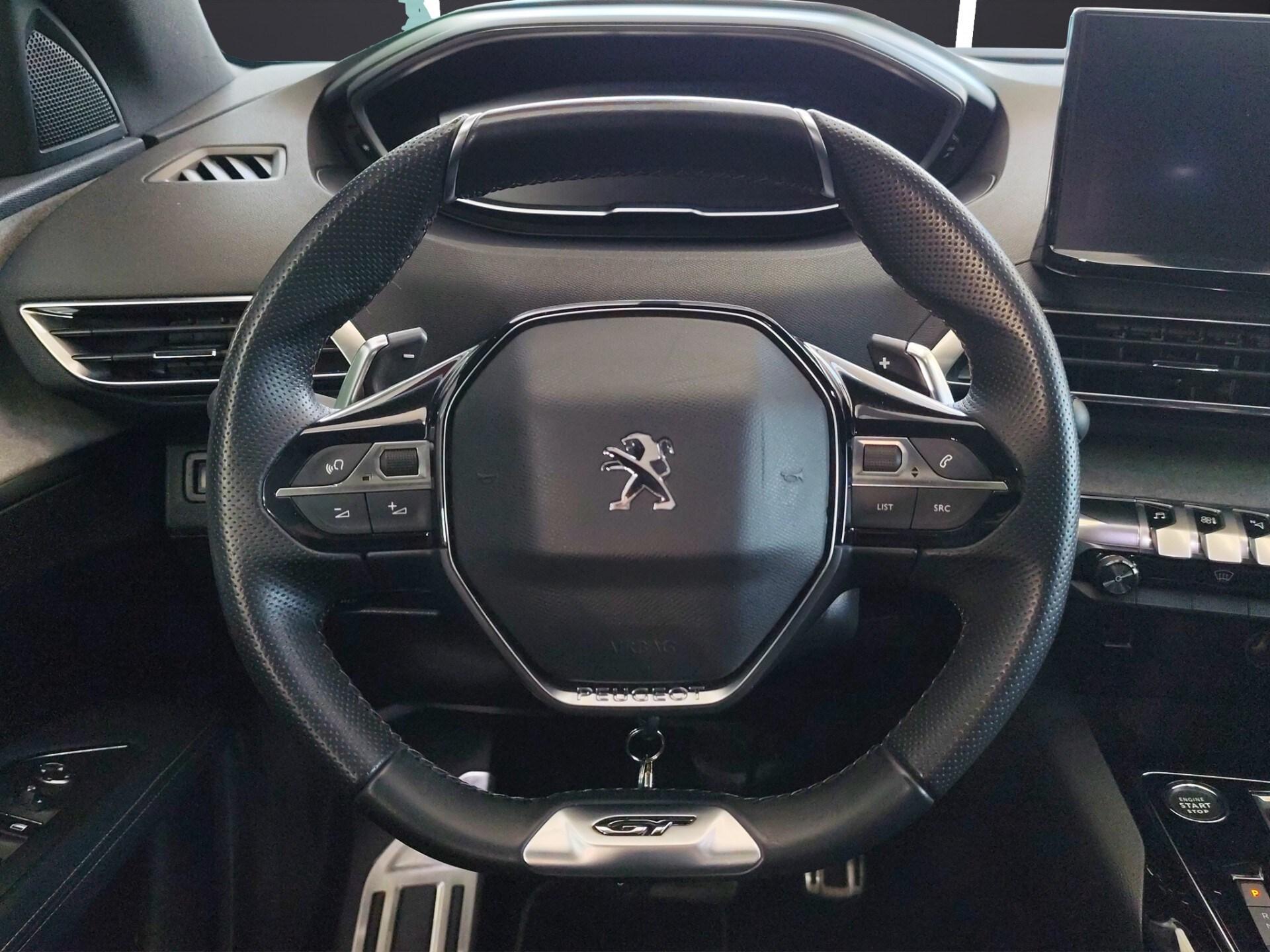 PEUGEOT 3008 BlueHDi 130 S&S EAT8 GT