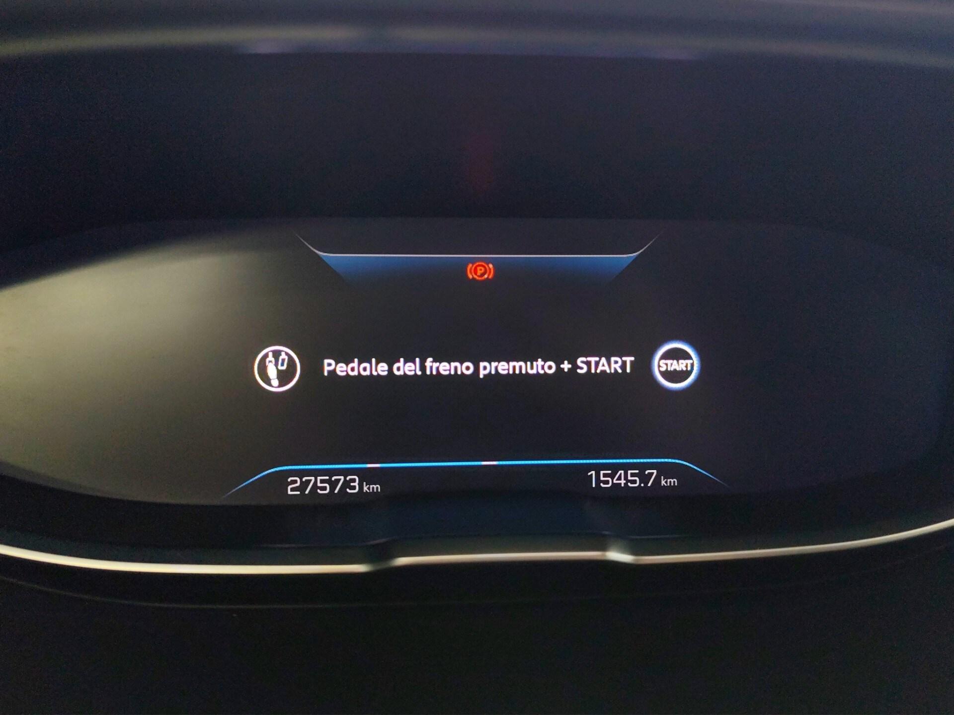 PEUGEOT 3008 BlueHDi 130 S&S EAT8 GT