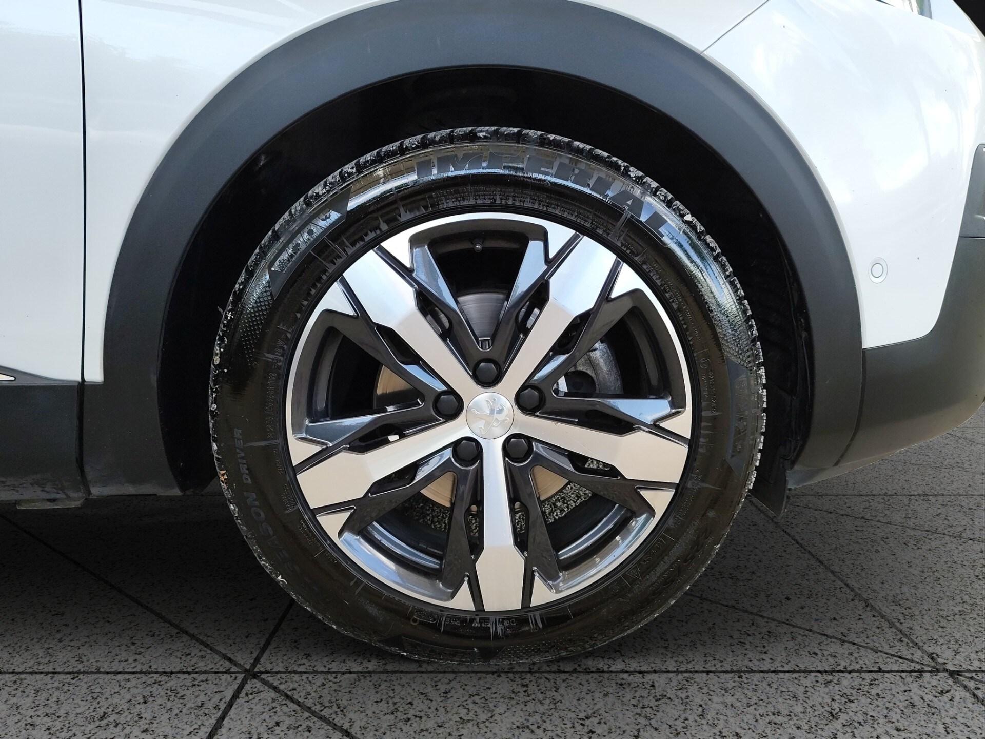 PEUGEOT 3008 BlueHDi 180 S&S EAT8 GT