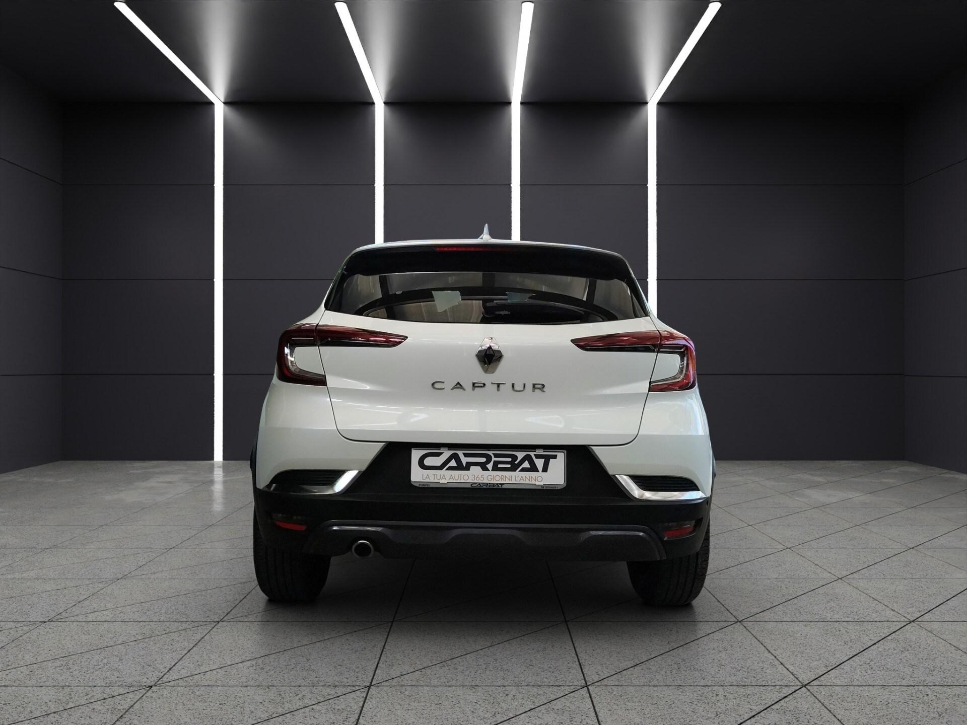 RENAULT Captur Blue dCi 115 CV EDC Initiale Paris