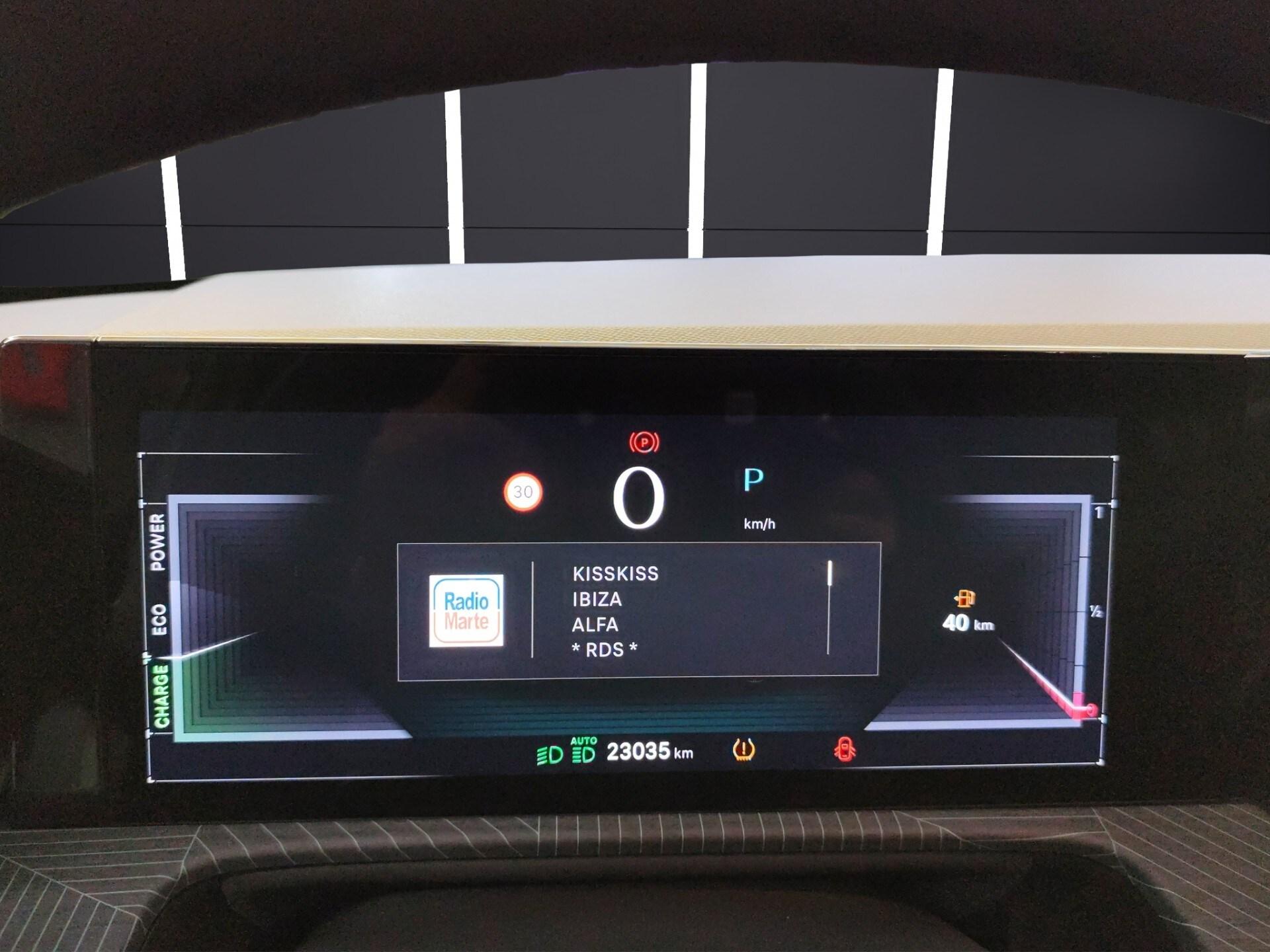 LANCIA Ypsilon Hybrid e-DCT
