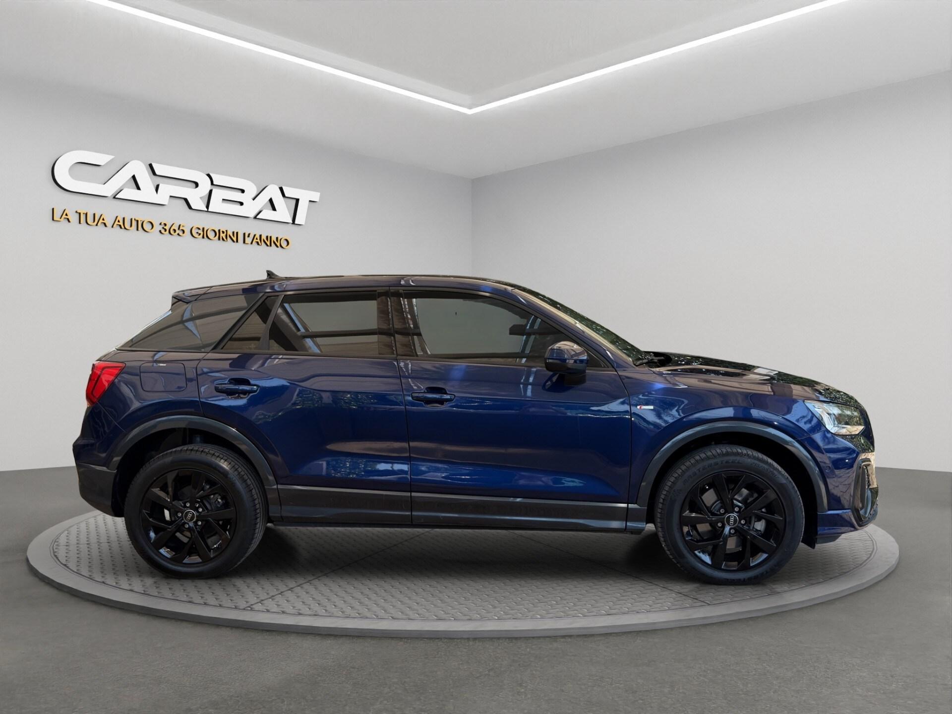 AUDI Q2 35 TDI quattro S tronic Identity Black