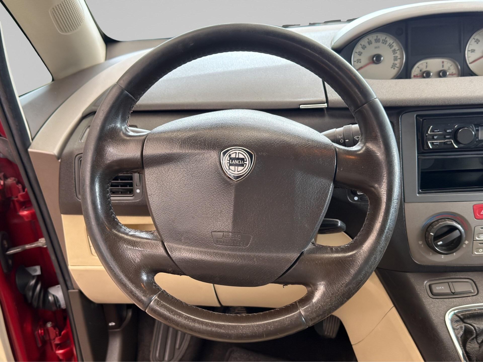 LANCIA 1.3 Multijet 16V Platino