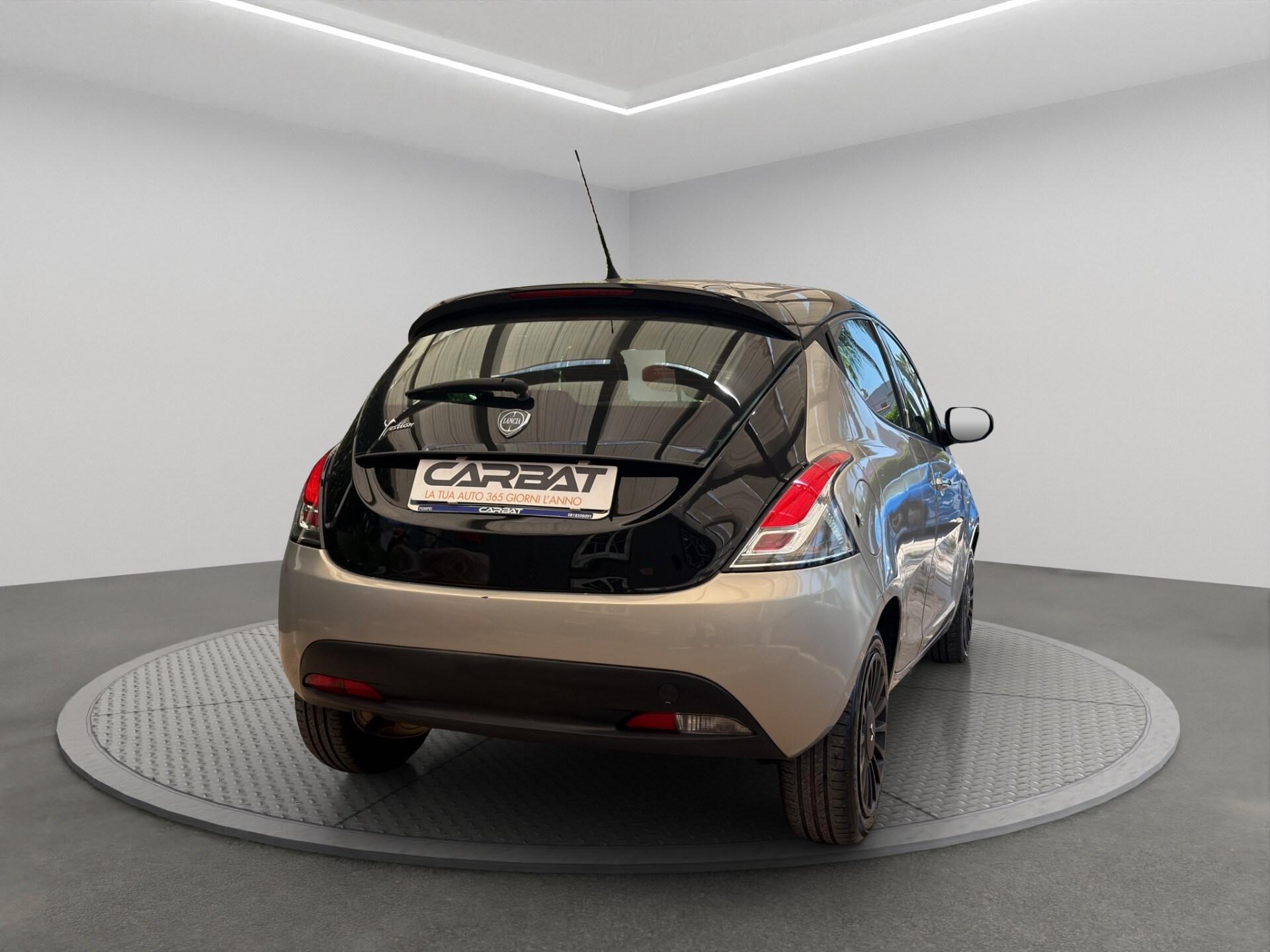 LANCIA Ypsilon 1.2 69 CV 5 porte S&S Platinum