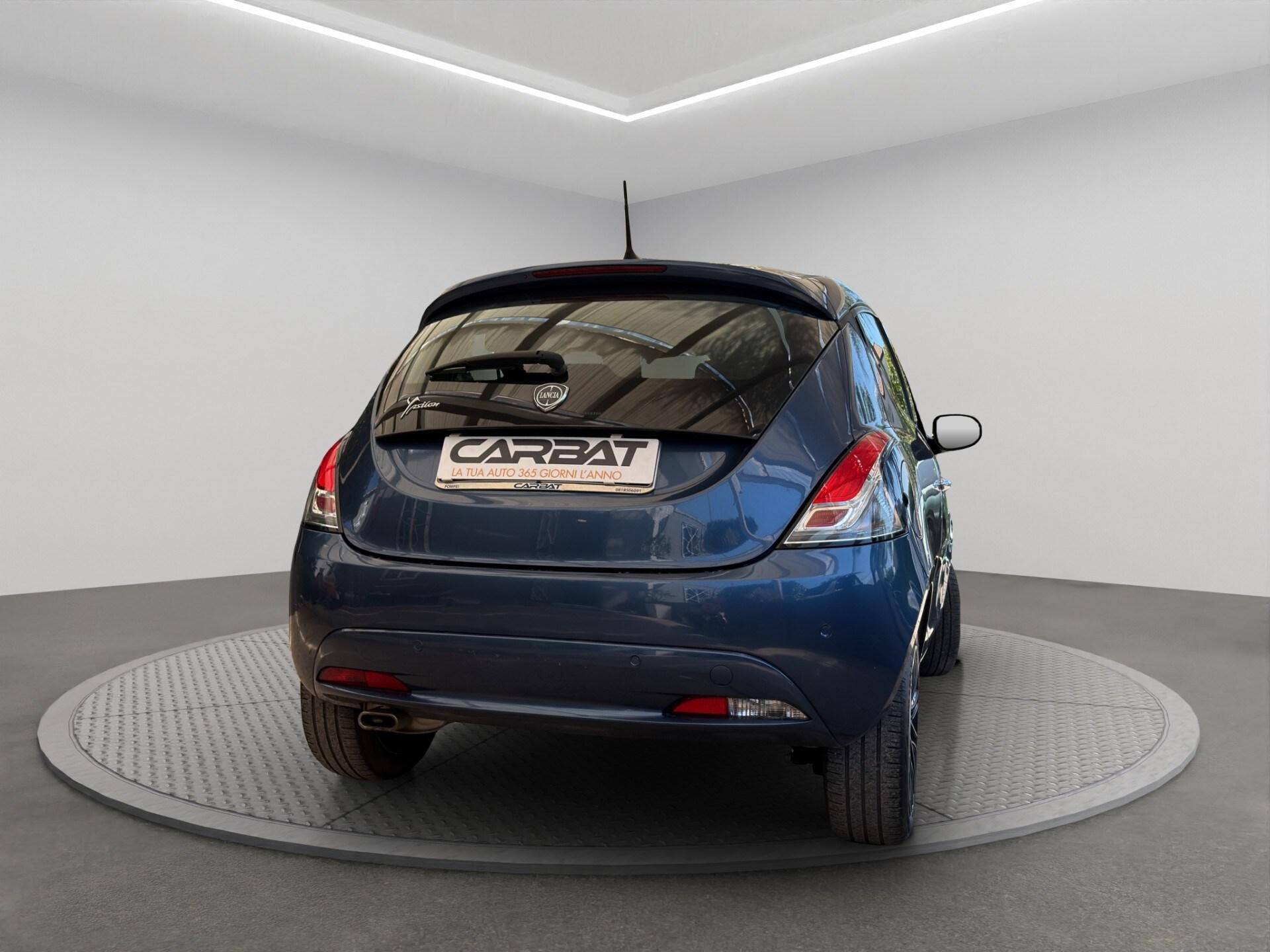 LANCIA Ypsilon 1.2 69 CV 5 porte GPL Ecochic Gold