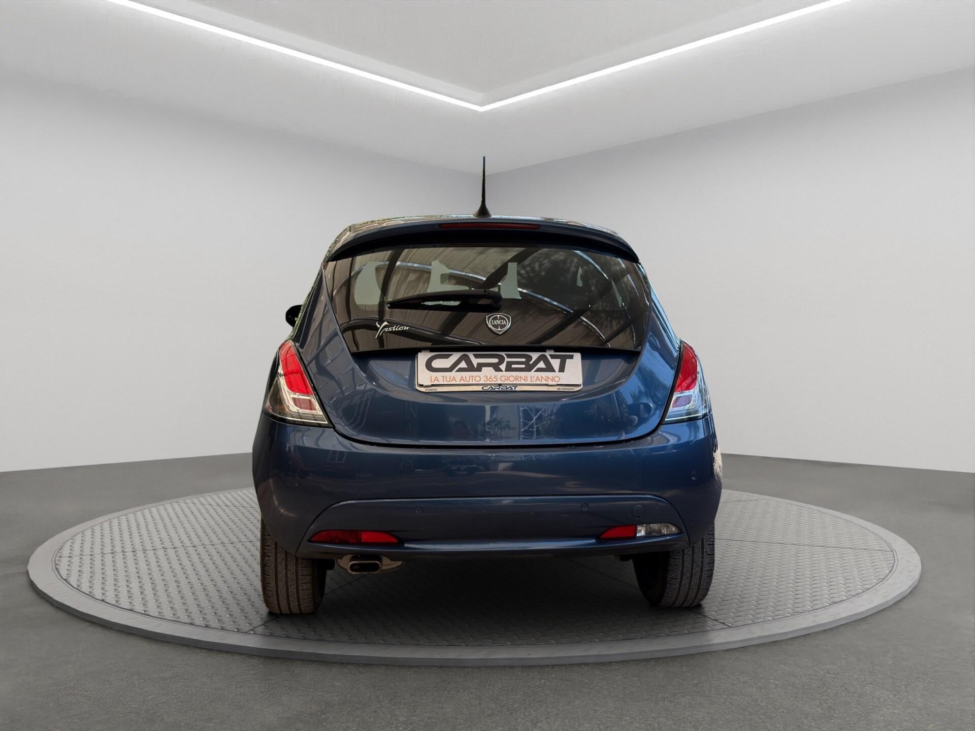 LANCIA Ypsilon 1.2 69 CV 5 porte GPL Ecochic Gold