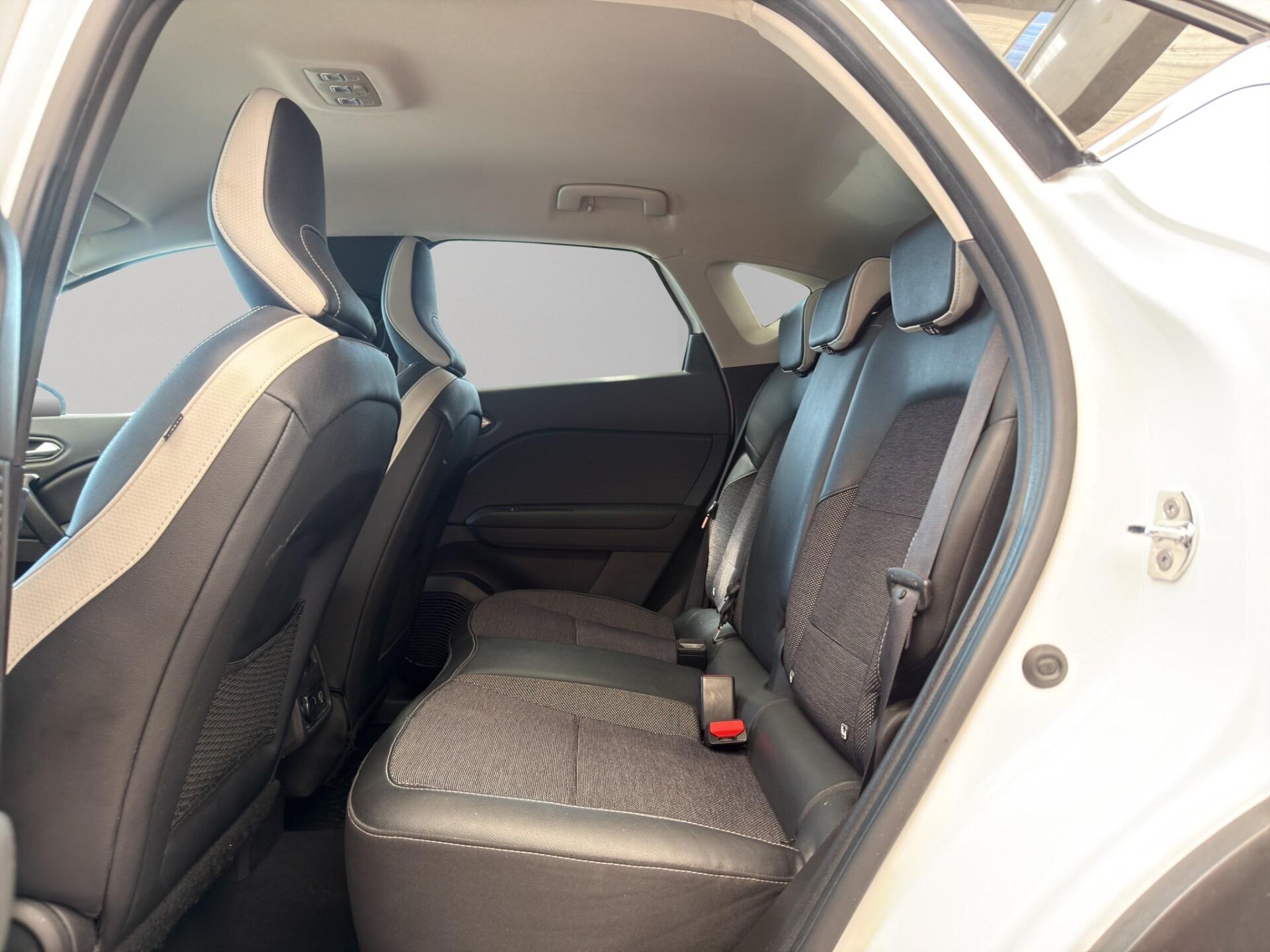 RENAULT Captur Plug-in Hybrid E-Tech 160 CV Intens