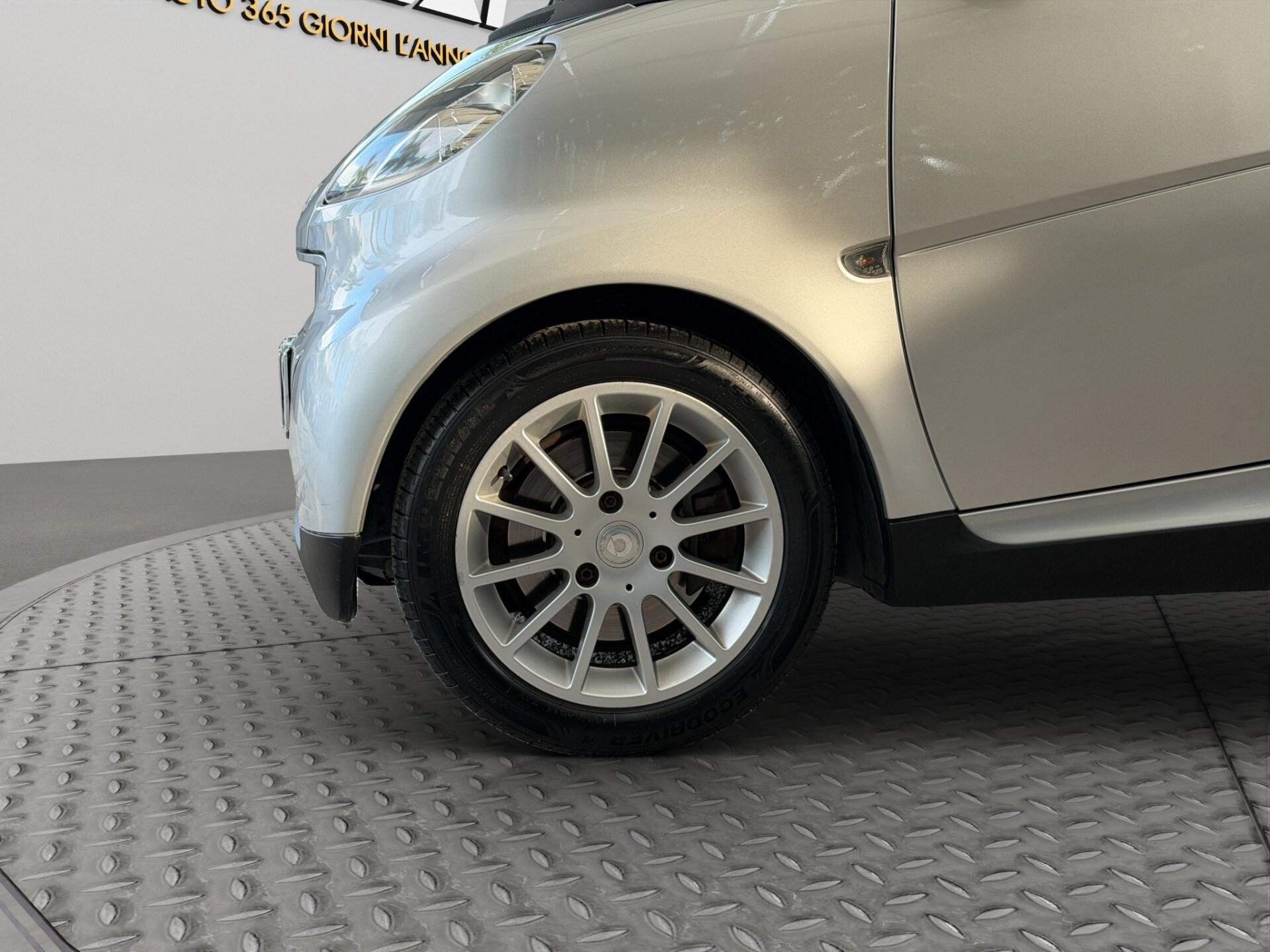 SMART fortwo 800 33 kW coupé passion cdi