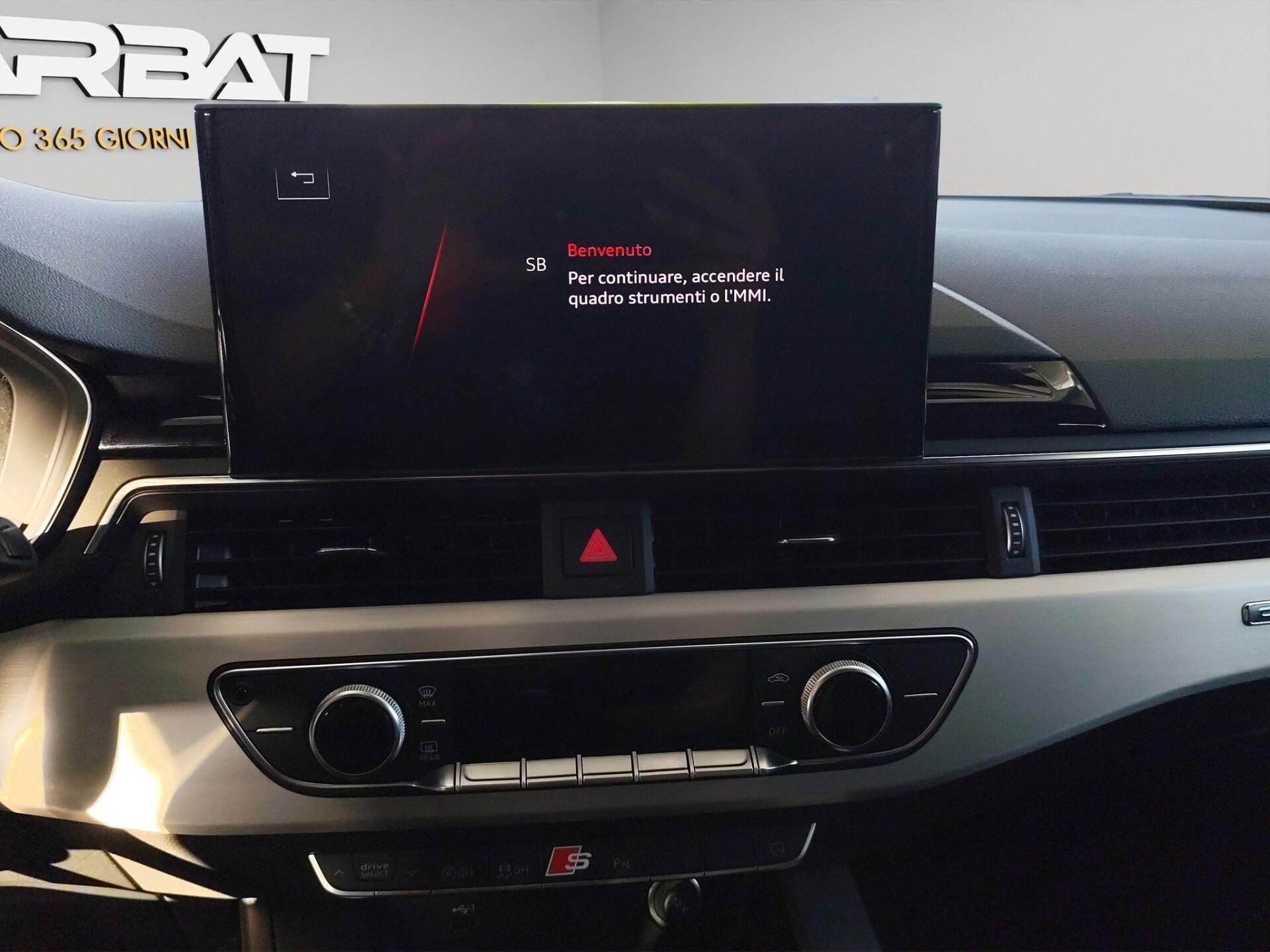 AUDI A4 Avant 40 TDI quattro S tronic S line edition