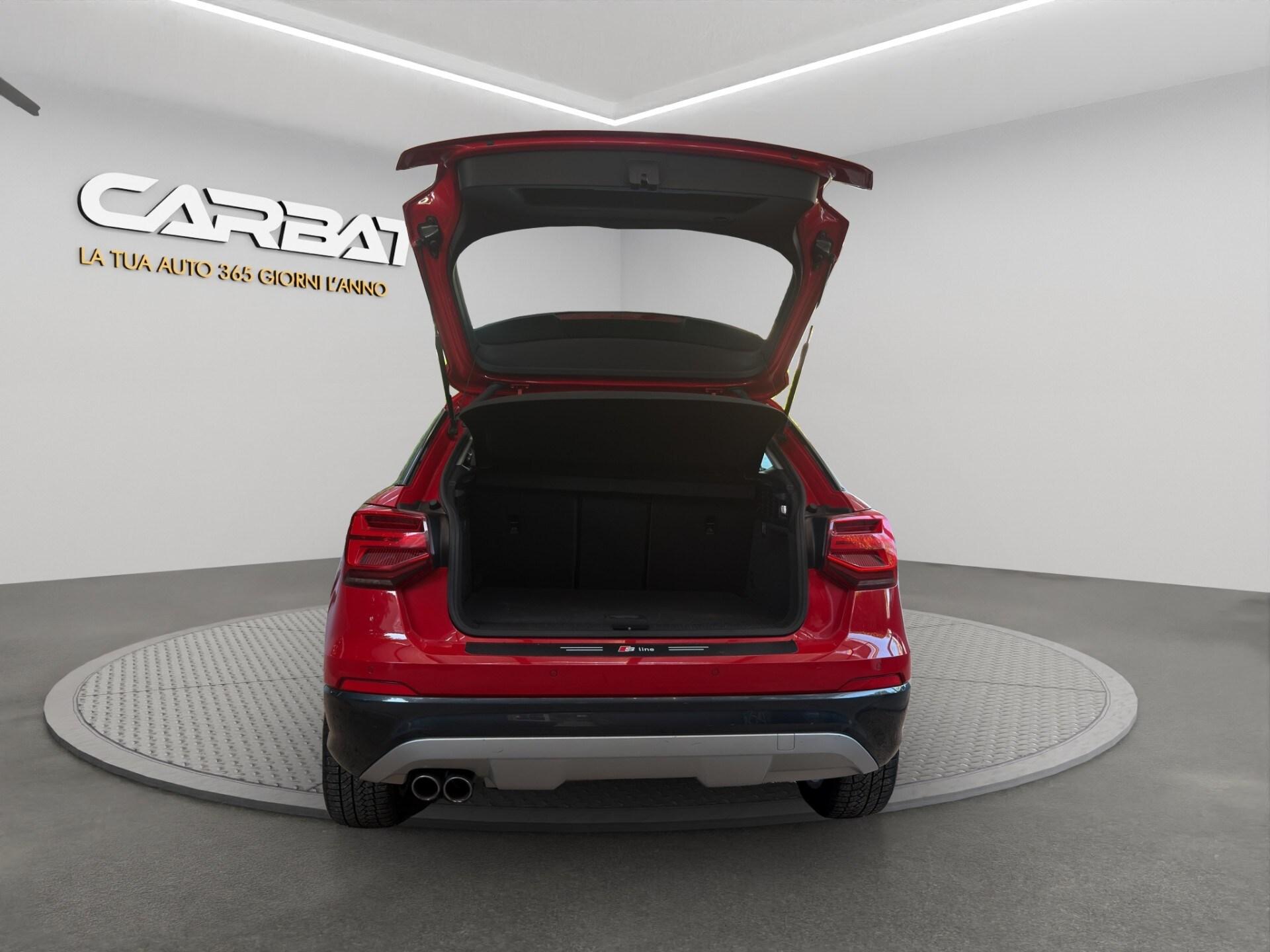 AUDI Q2 2.0 TDI quattro S tronic Sport