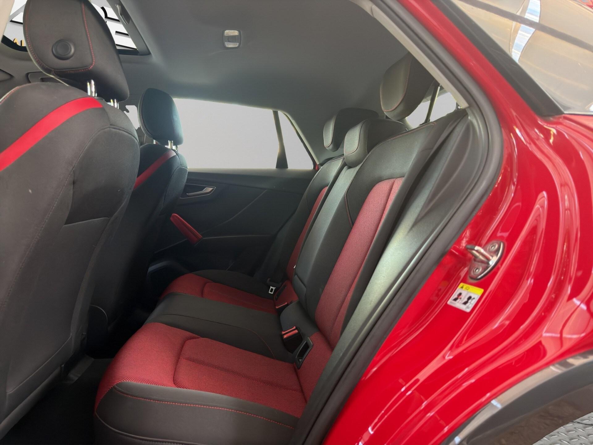 AUDI Q2 2.0 TDI quattro S tronic Sport